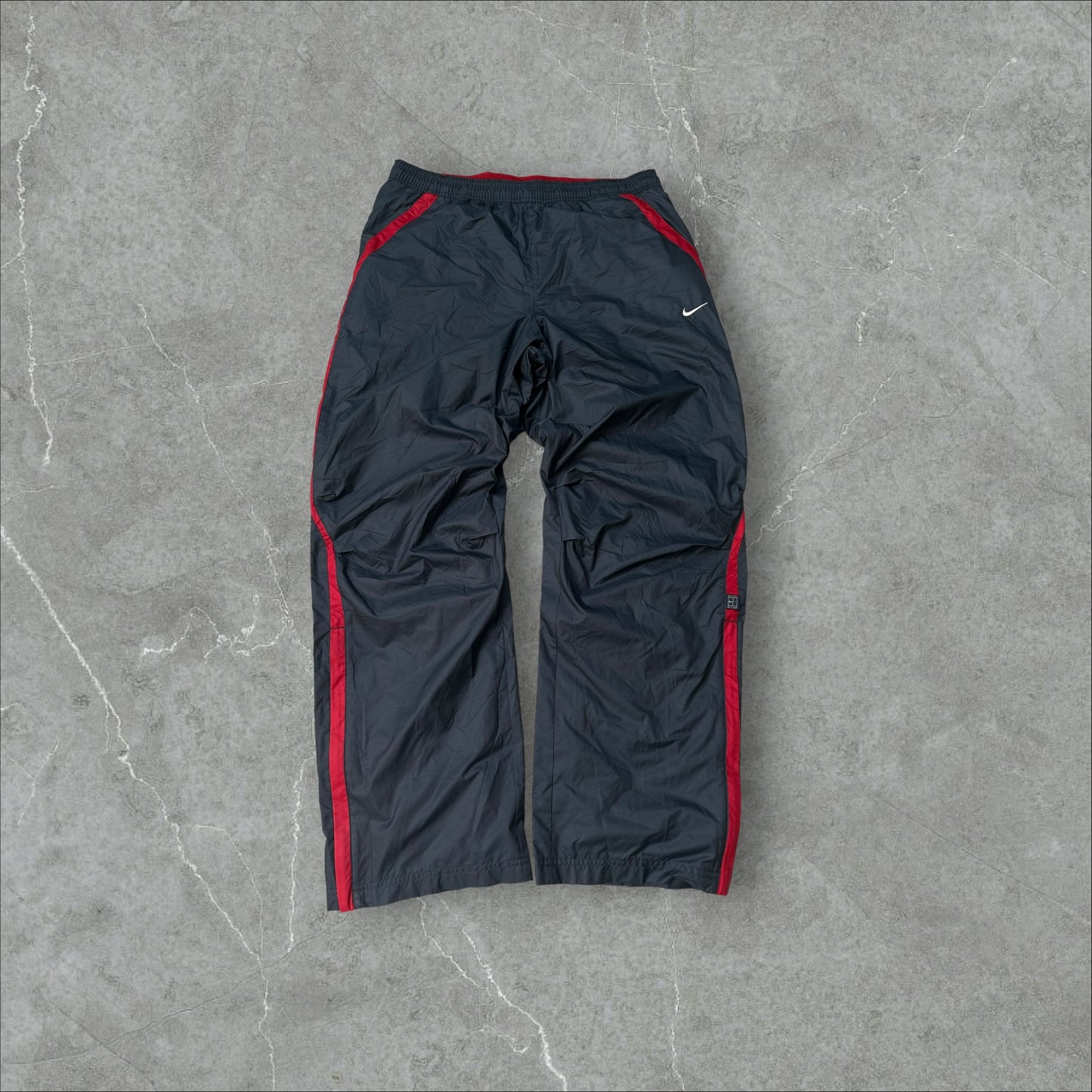 Vintage Nike Trackpants (M-L)
