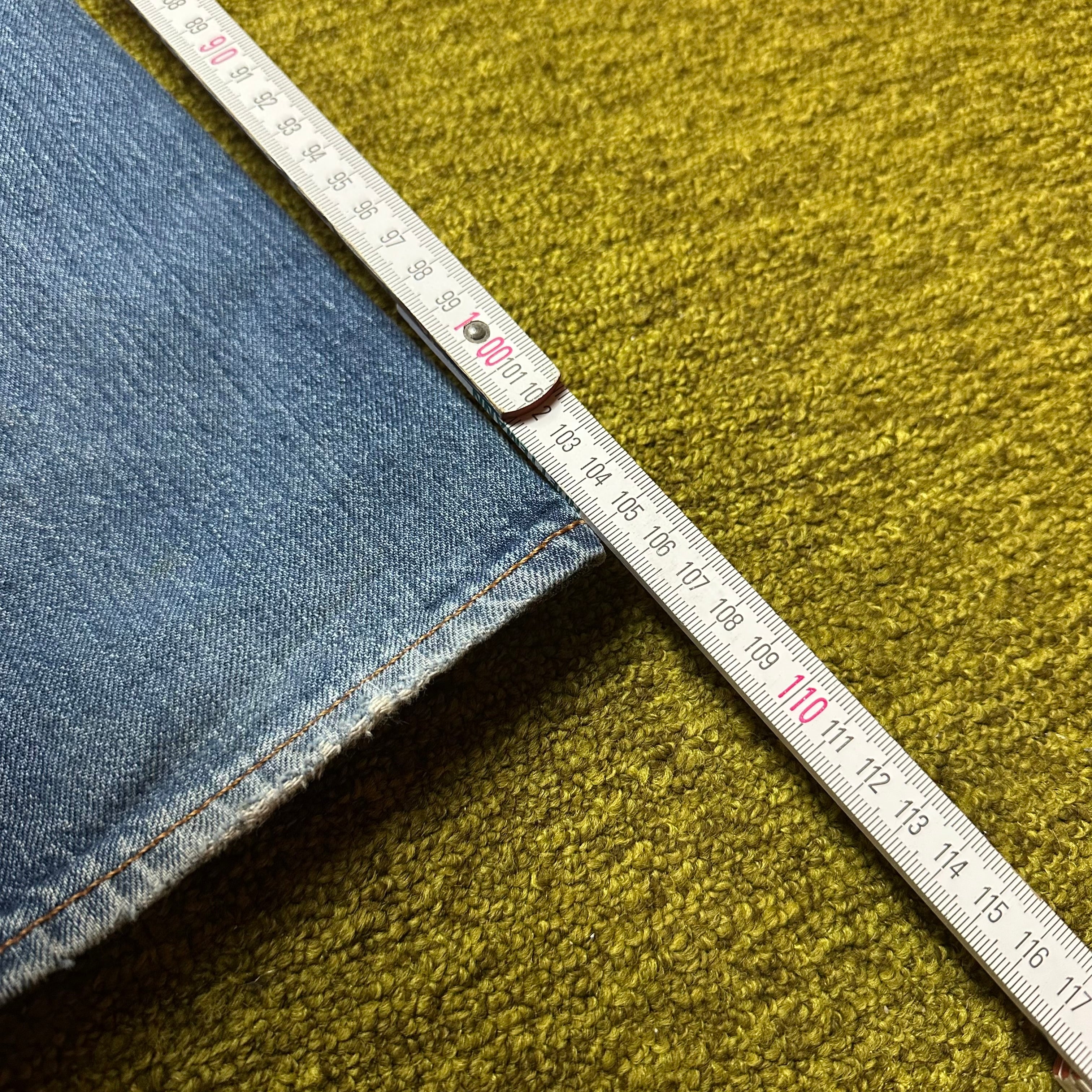 Vintage Levi’s 501 Jeans (M)