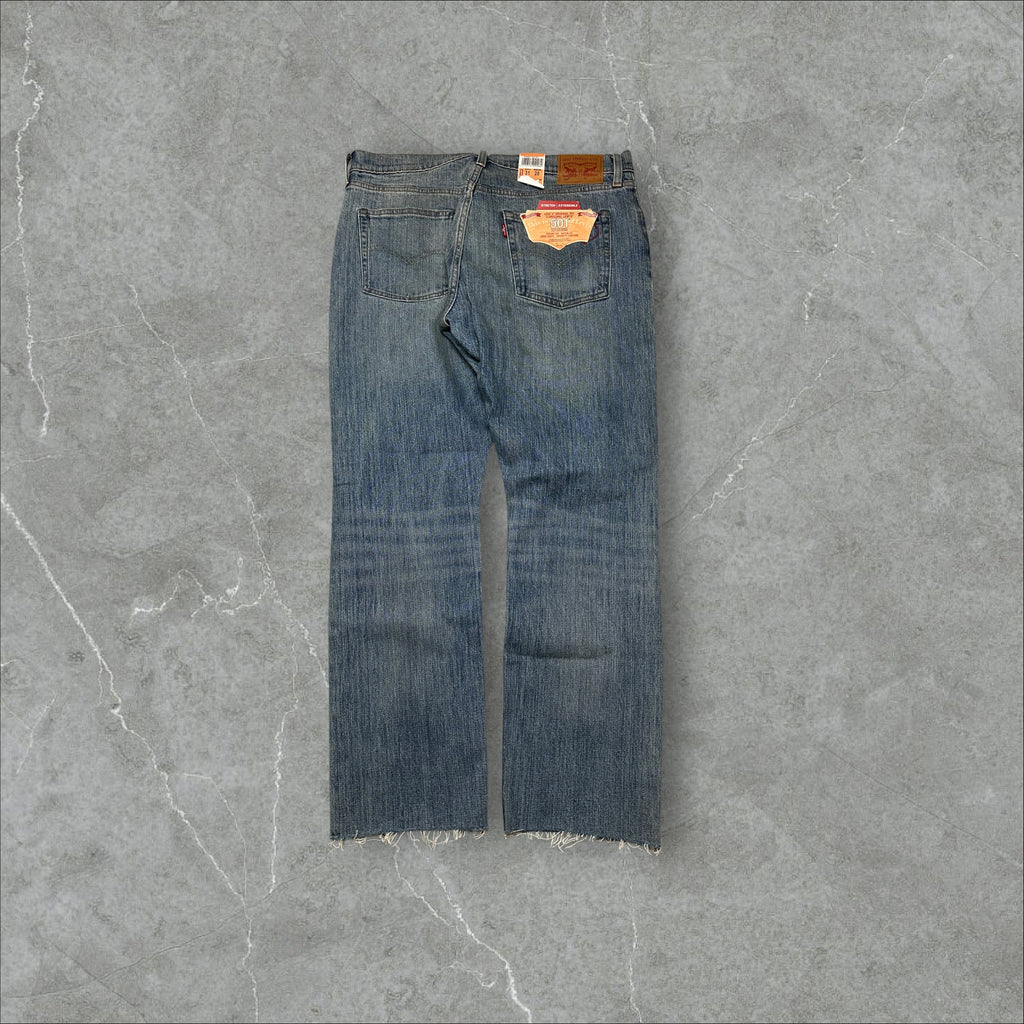 Neu Levi’s 501 Jeans (S)