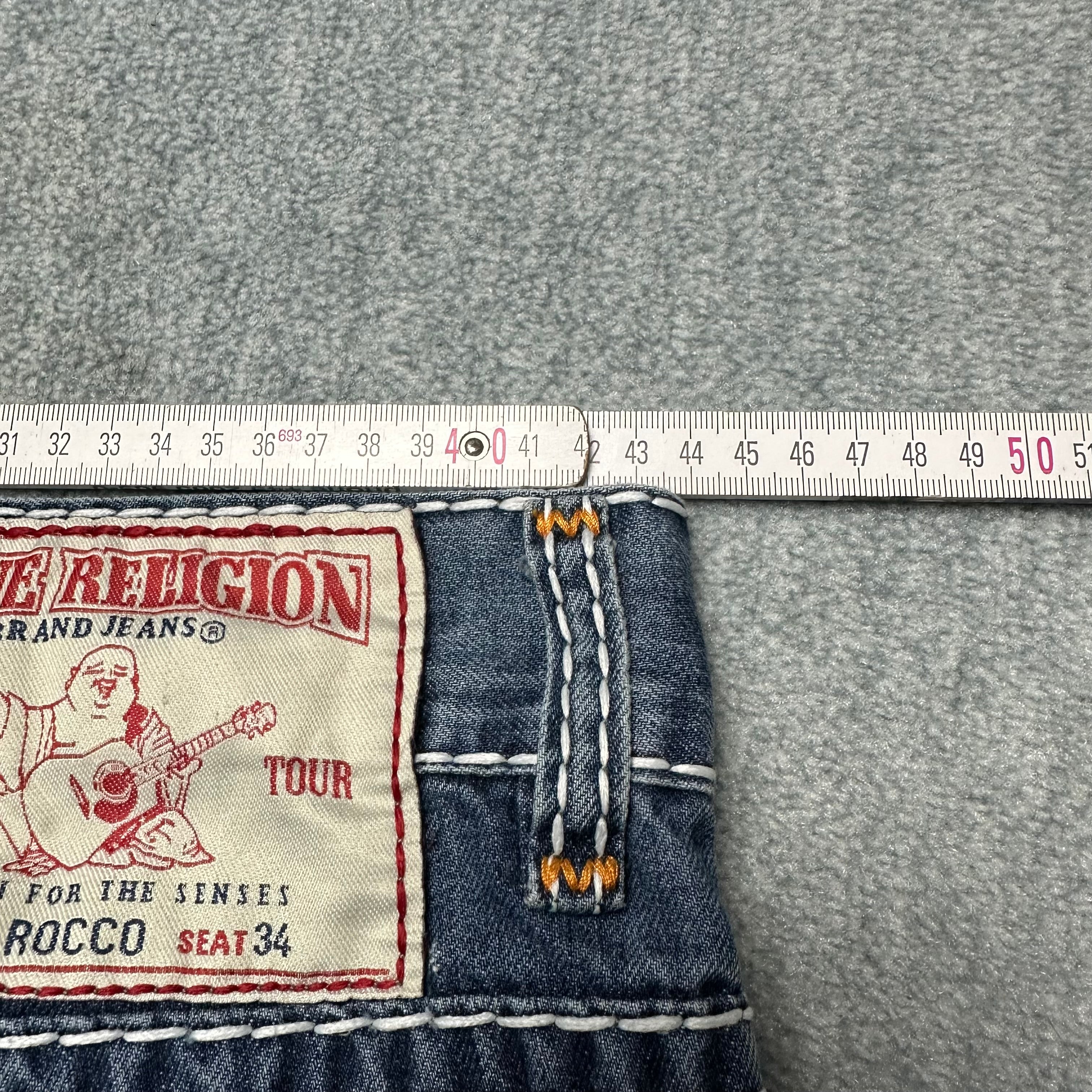 Vintage True Religion Jeans (M-L)