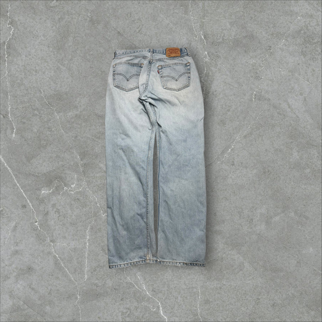 Vintage Levi’s 501 Jeans (S-M)