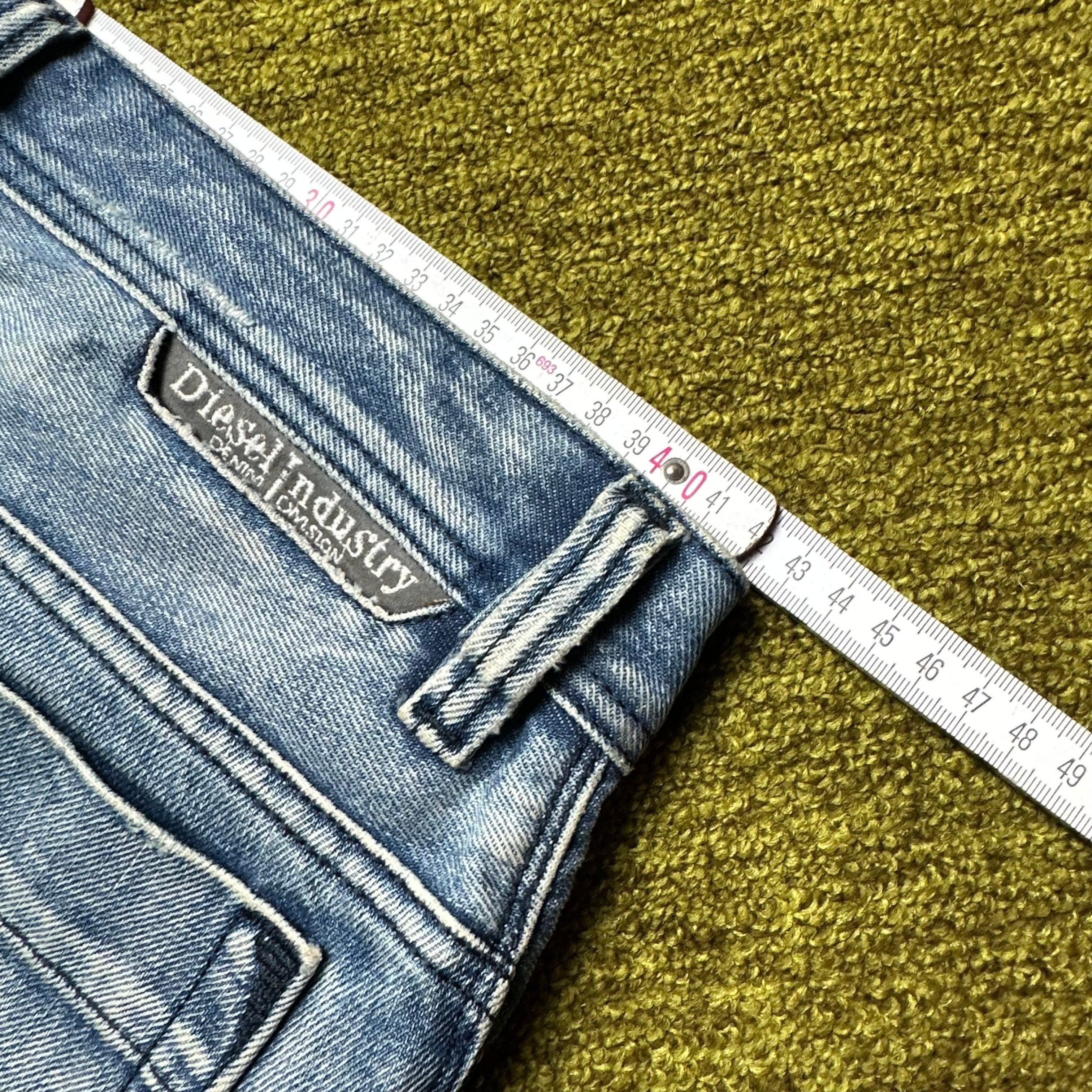 Vintage Diesel Jeans (M)