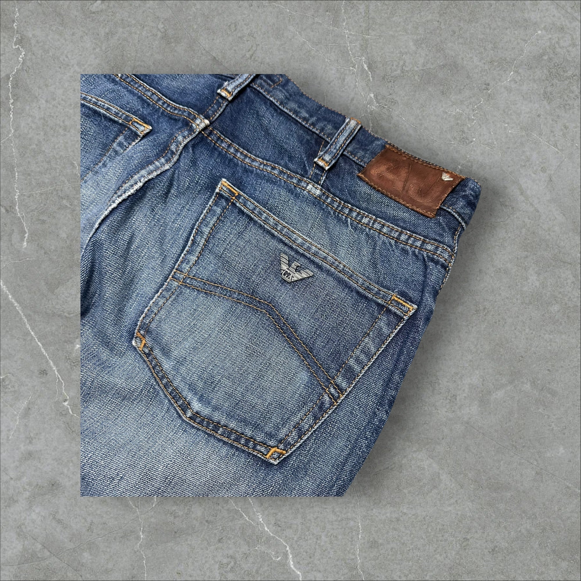 Vintage Baggy Armani Jeans (M / 33)