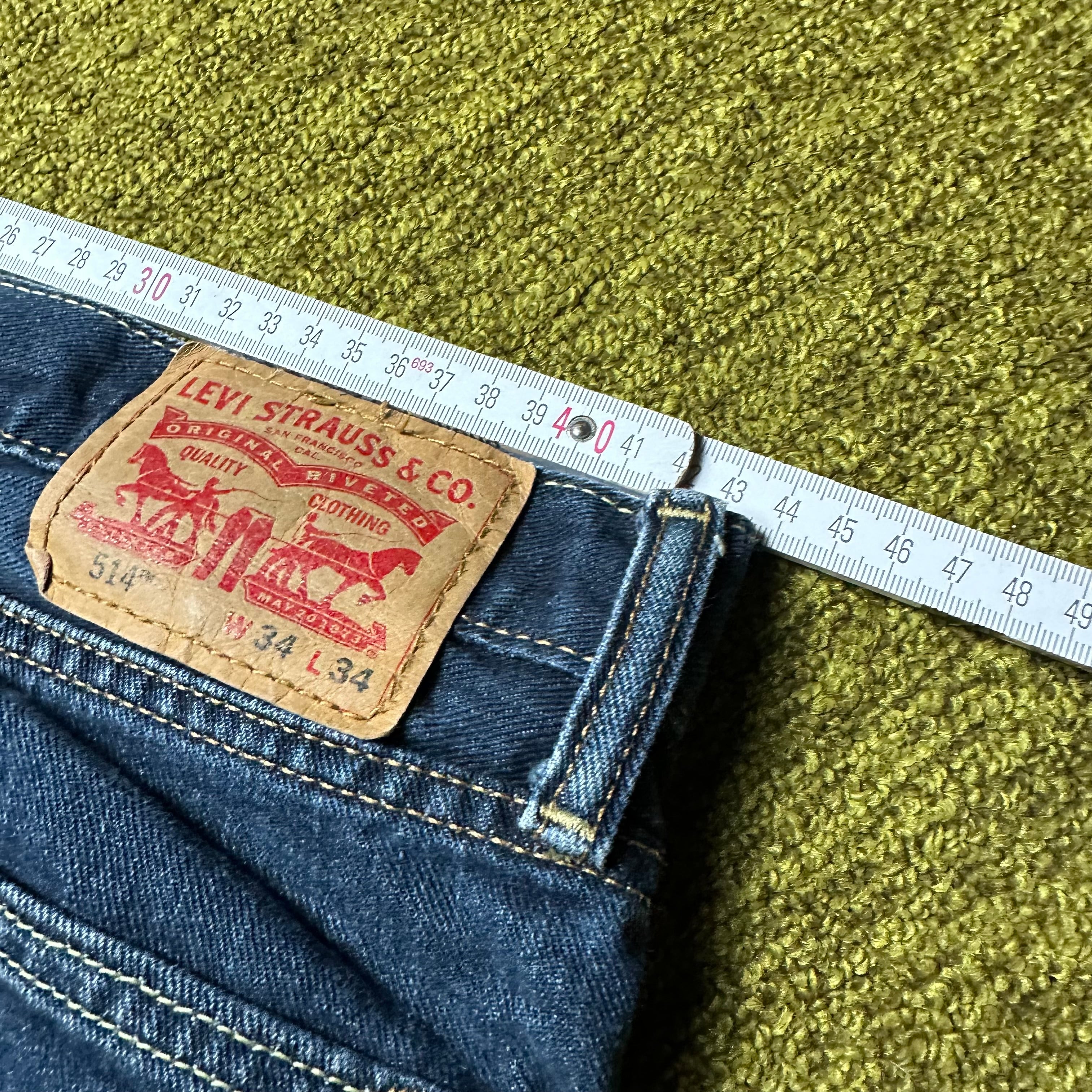 Vintage Levi’s 514 Jeans (L)