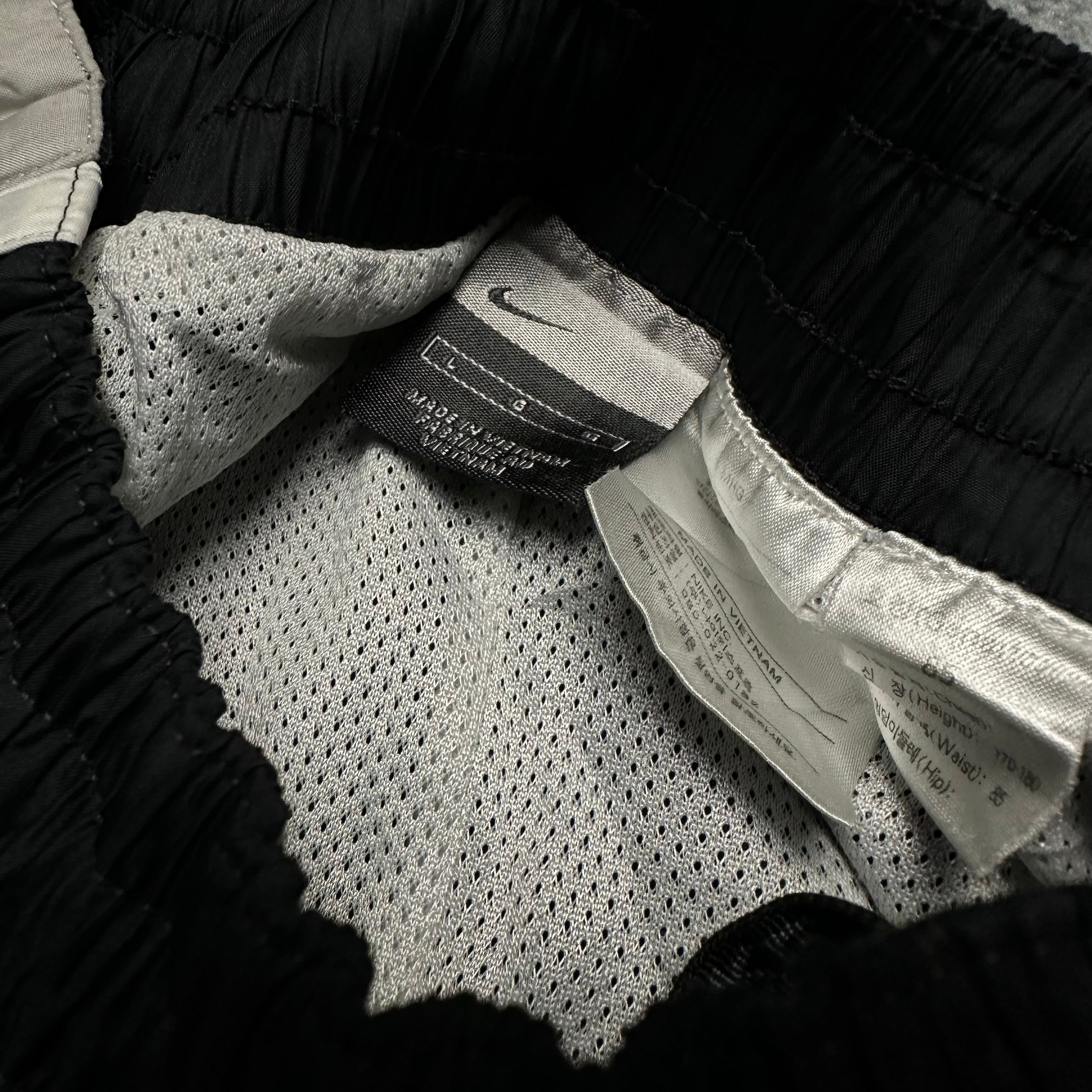 Vintage Nike Trackpants (S-M)