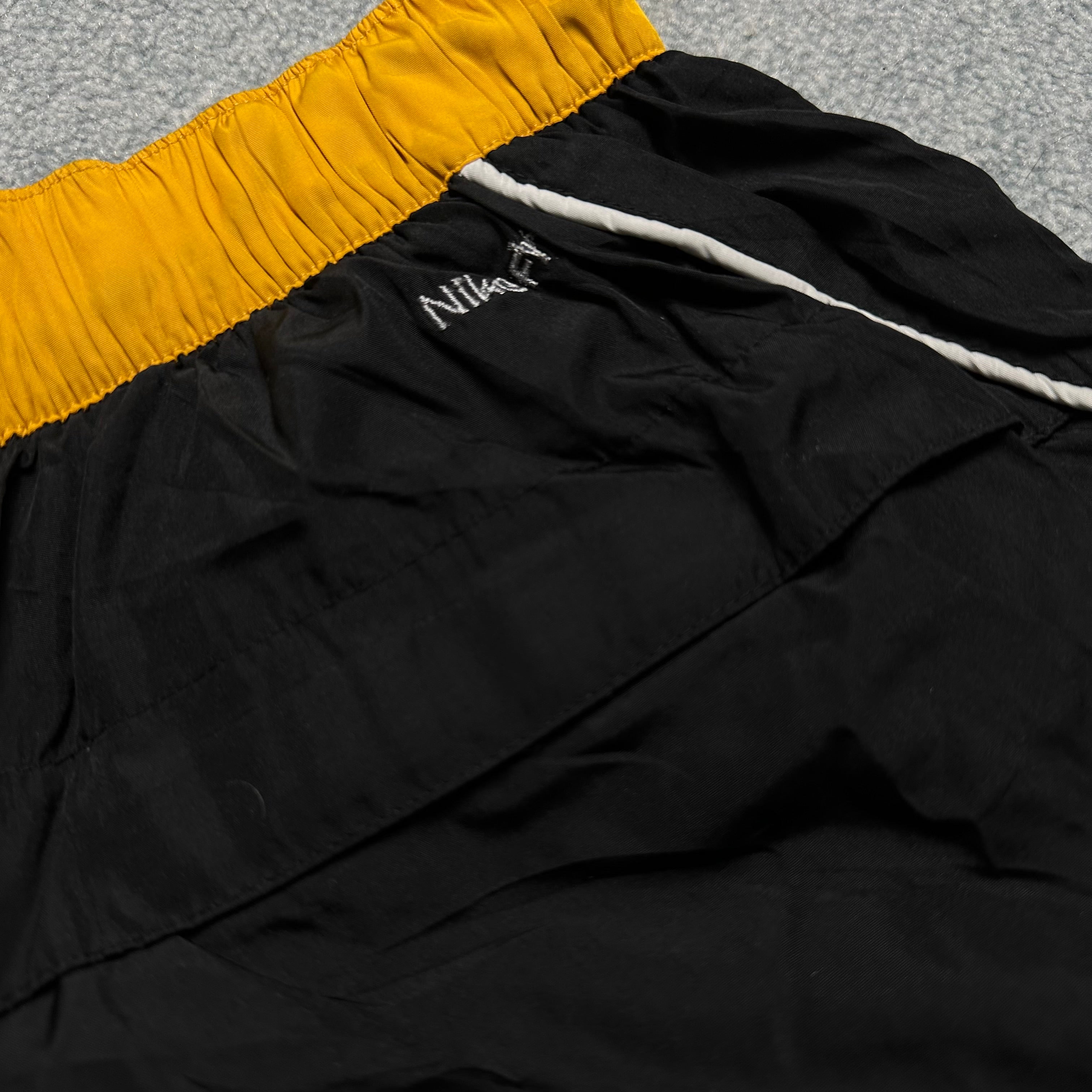 Vintage Nike Trackpants (XS)