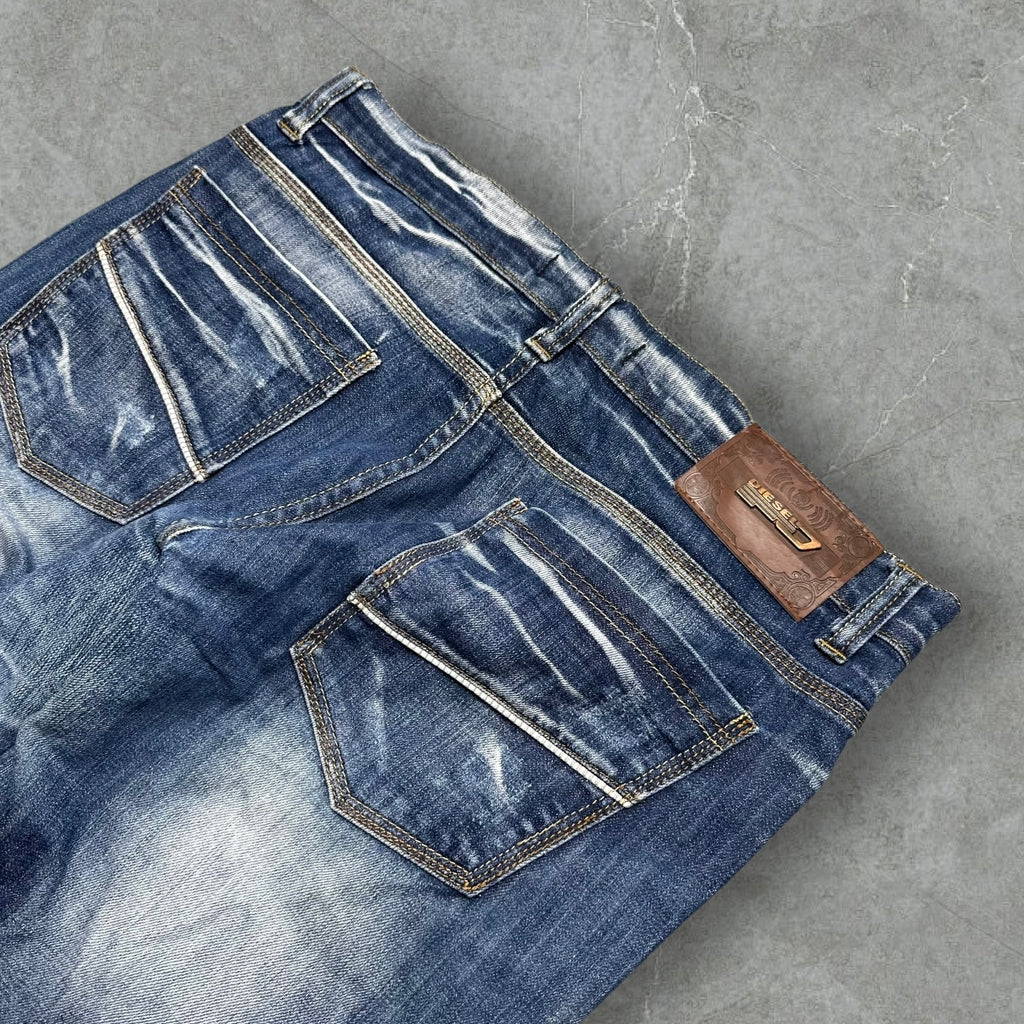 Vintage Diesel Jeans (L)