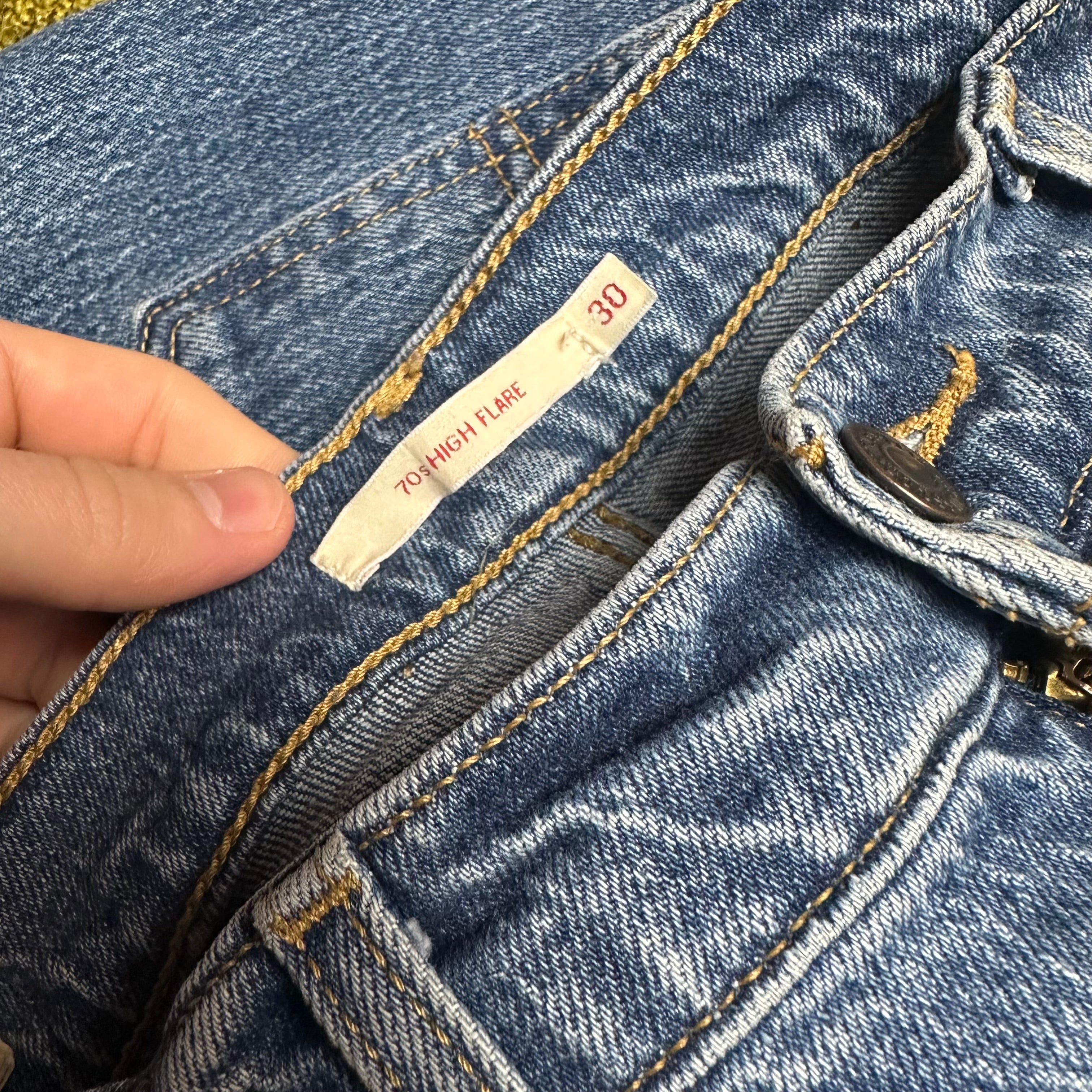 Vintage Levi’s flared Jeans (M-L)