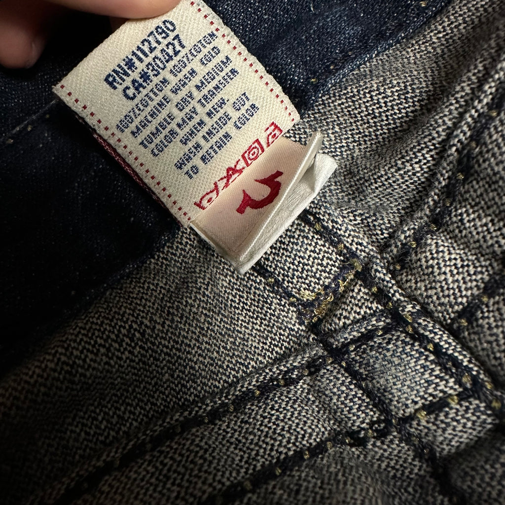 Vintage True Religion flaired Women (S-M/28)