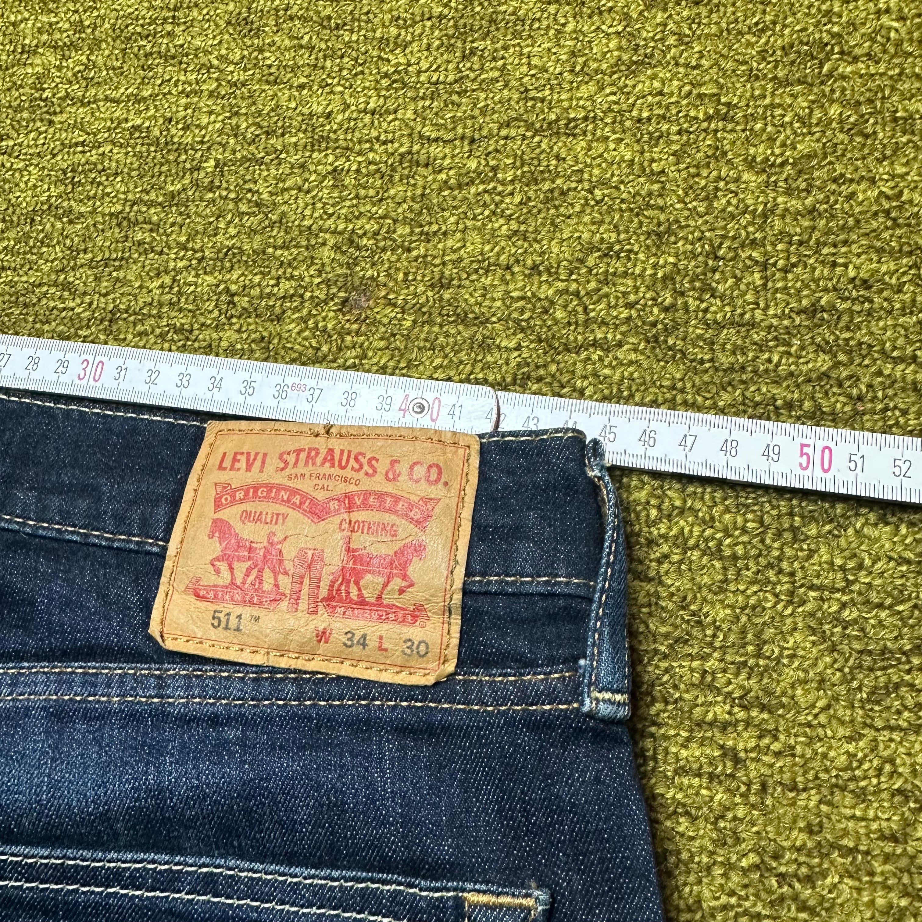 Vintage Levi’s 511 Jeans (M-L)