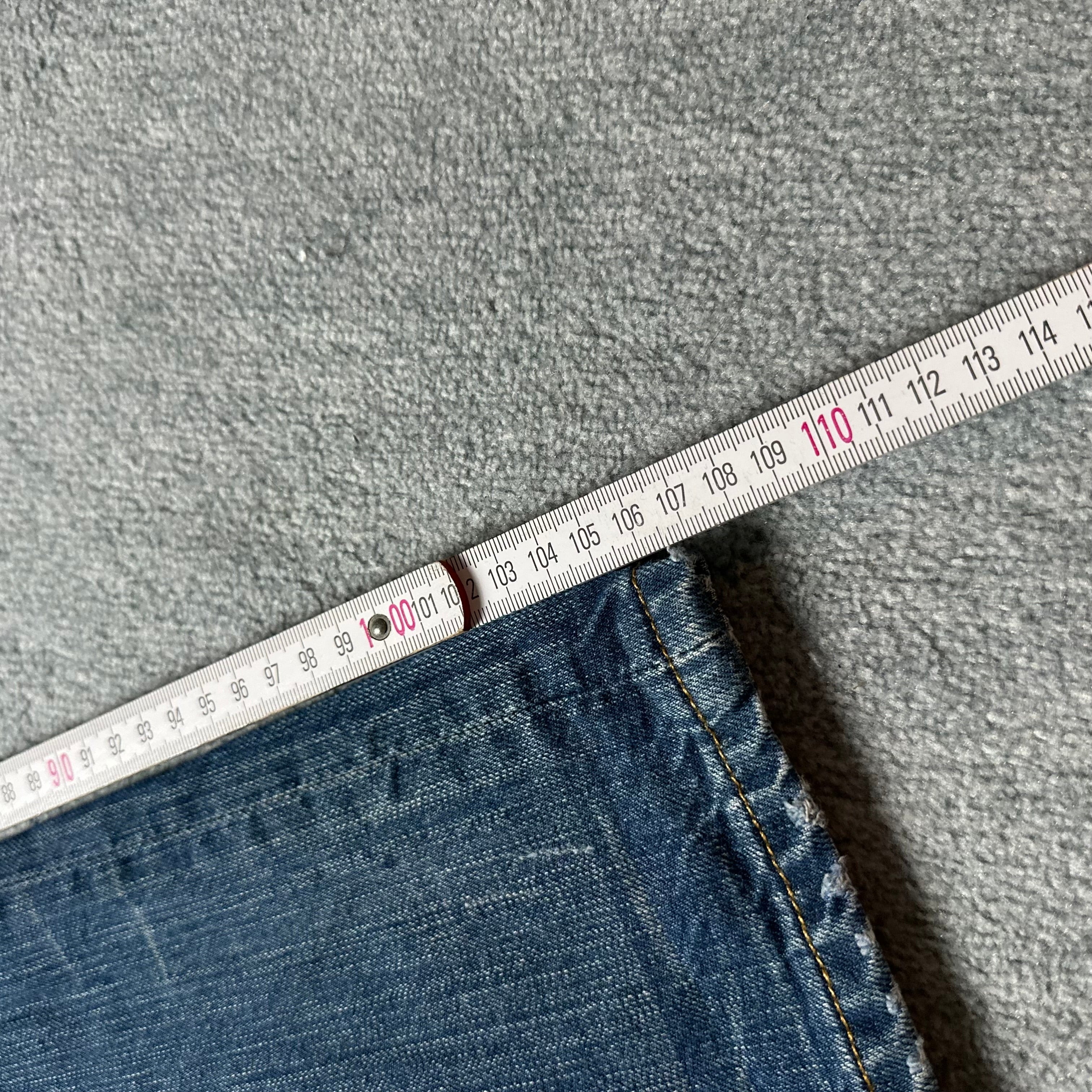Vintage Levi’s 501 Jeans (S-M)