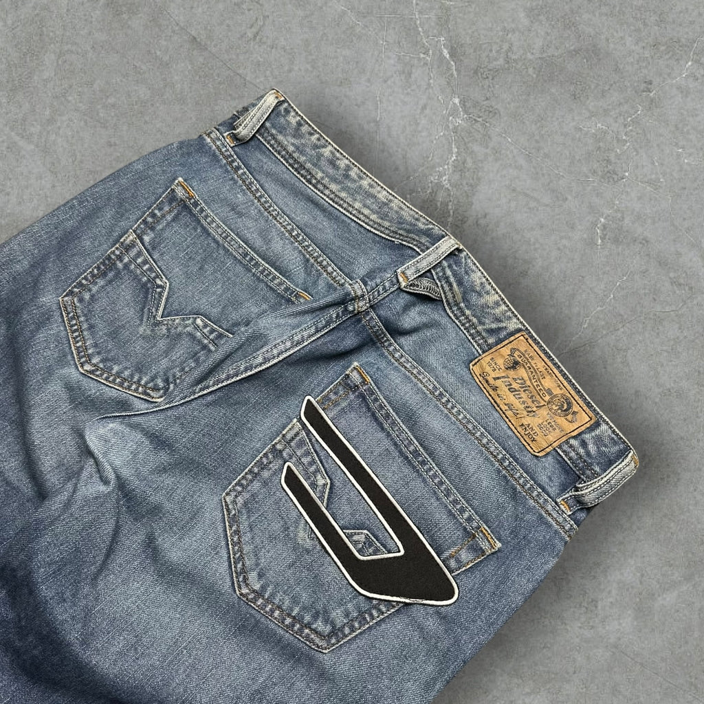 Vintage Diesel Jeans (M)