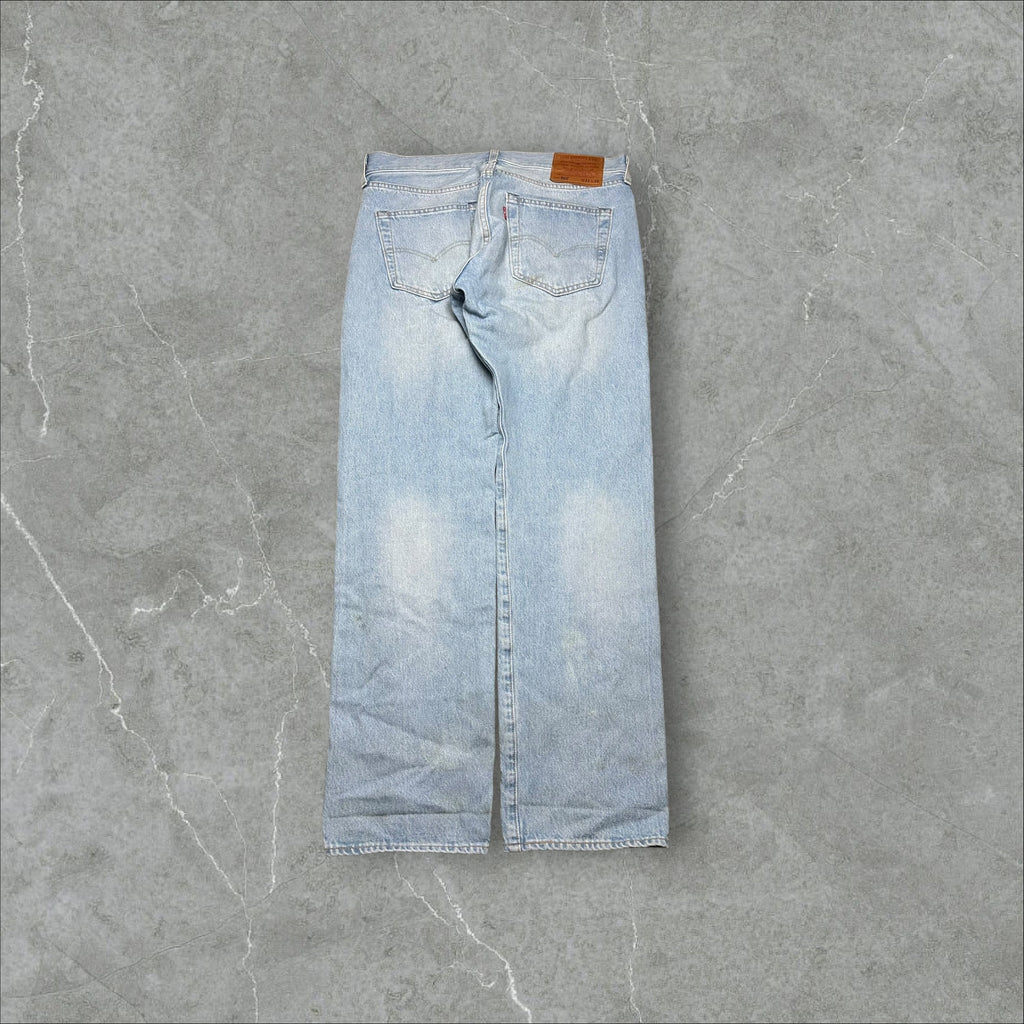 Vintage Levi’s 501 Jeans (S-M)