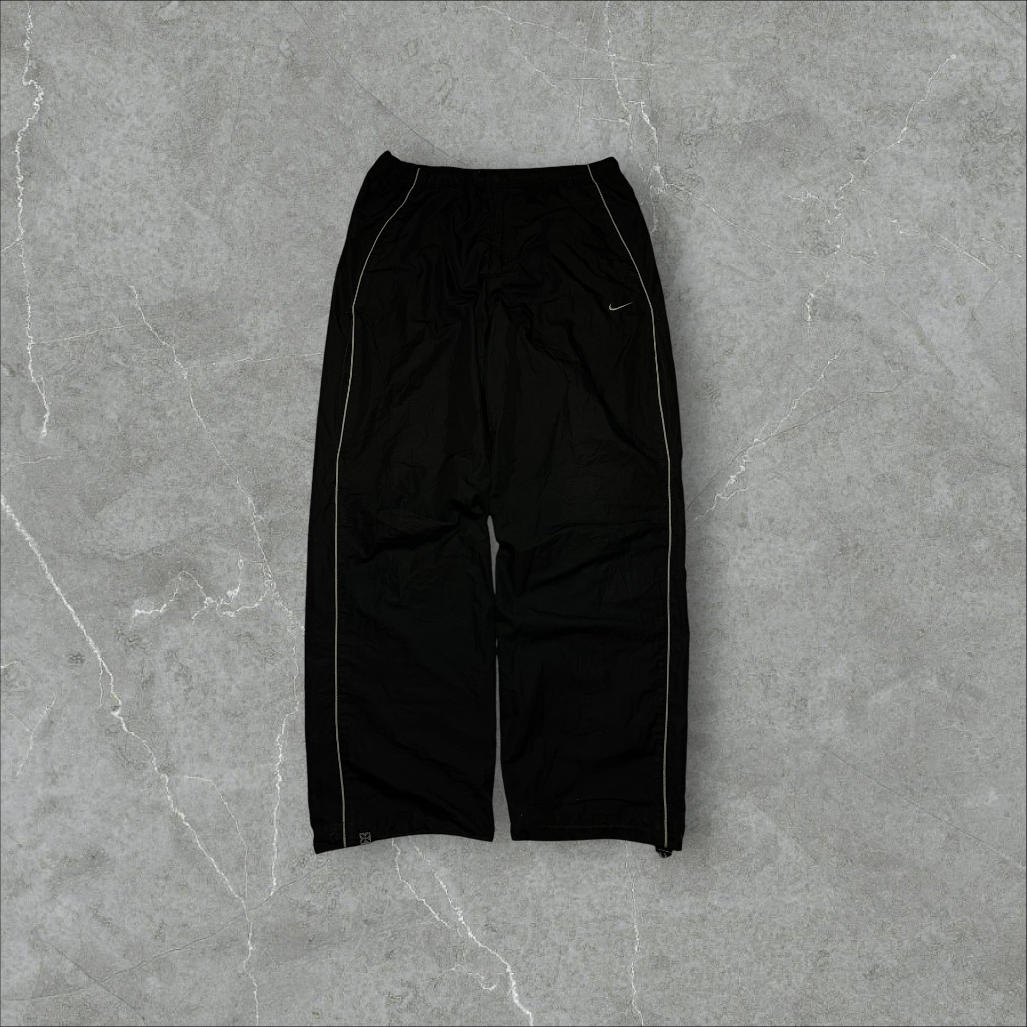 Vintage Nike Trackpants (S-M)