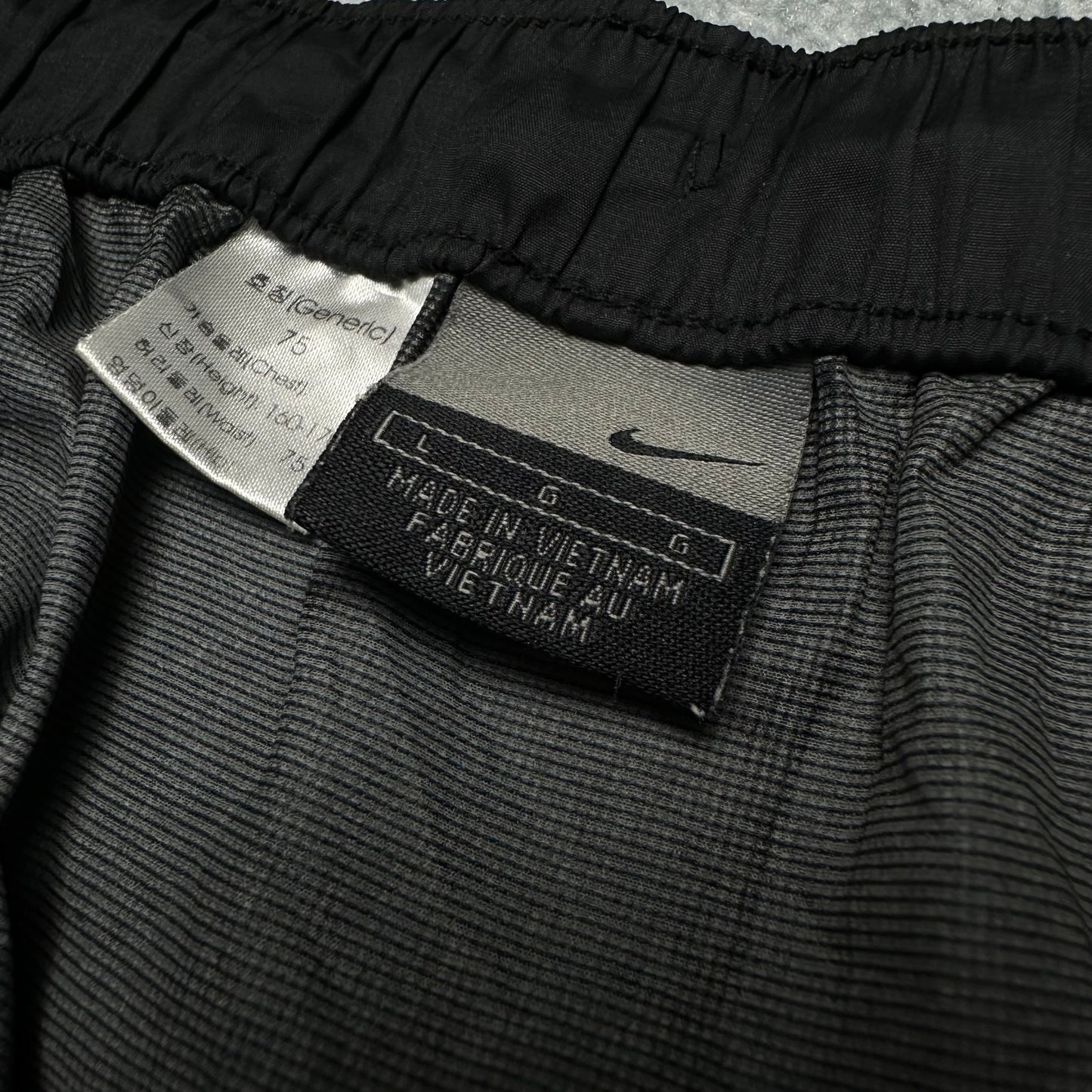 Vintage Nike Trackpants (S-M)