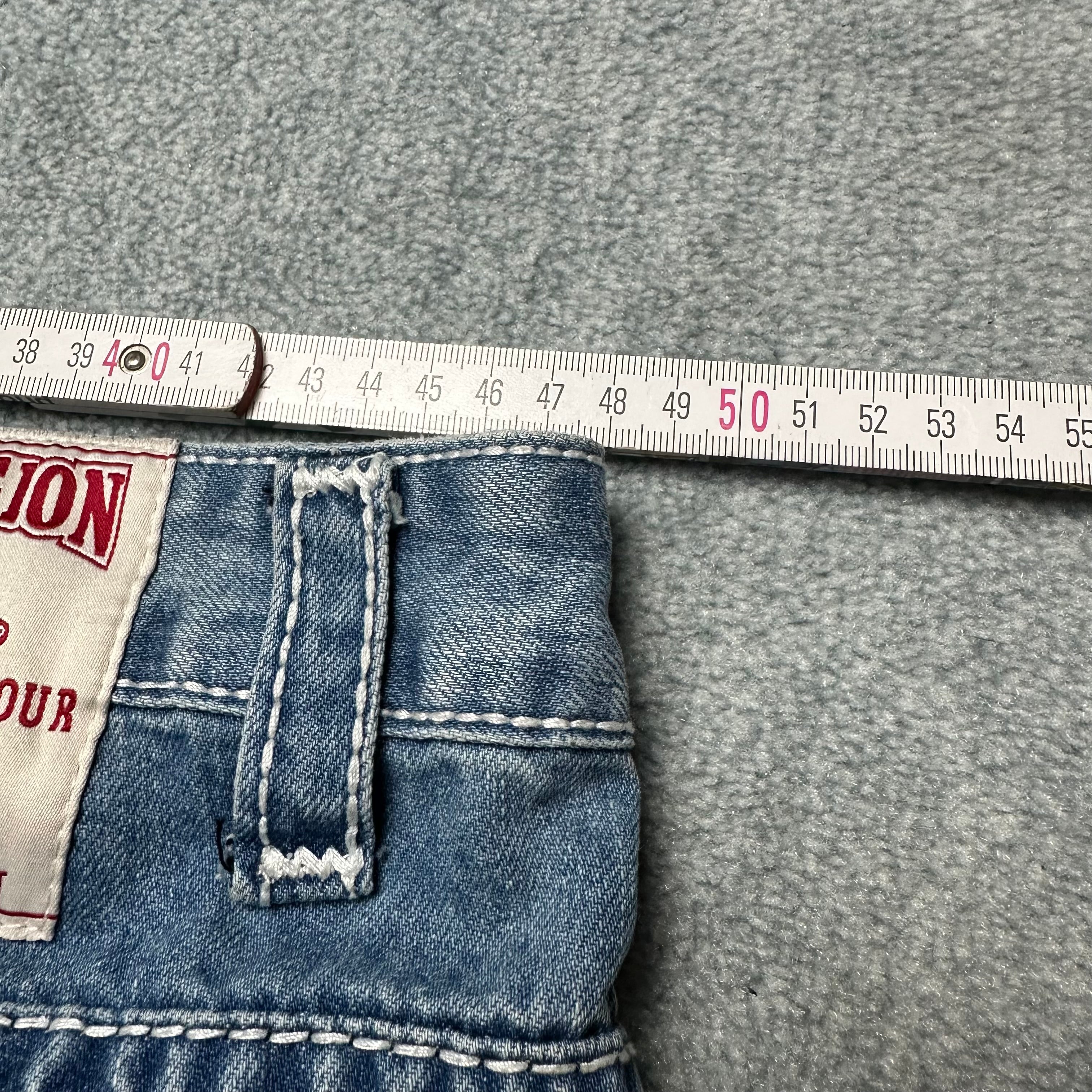 Vintage True Religion Jeans (XL)