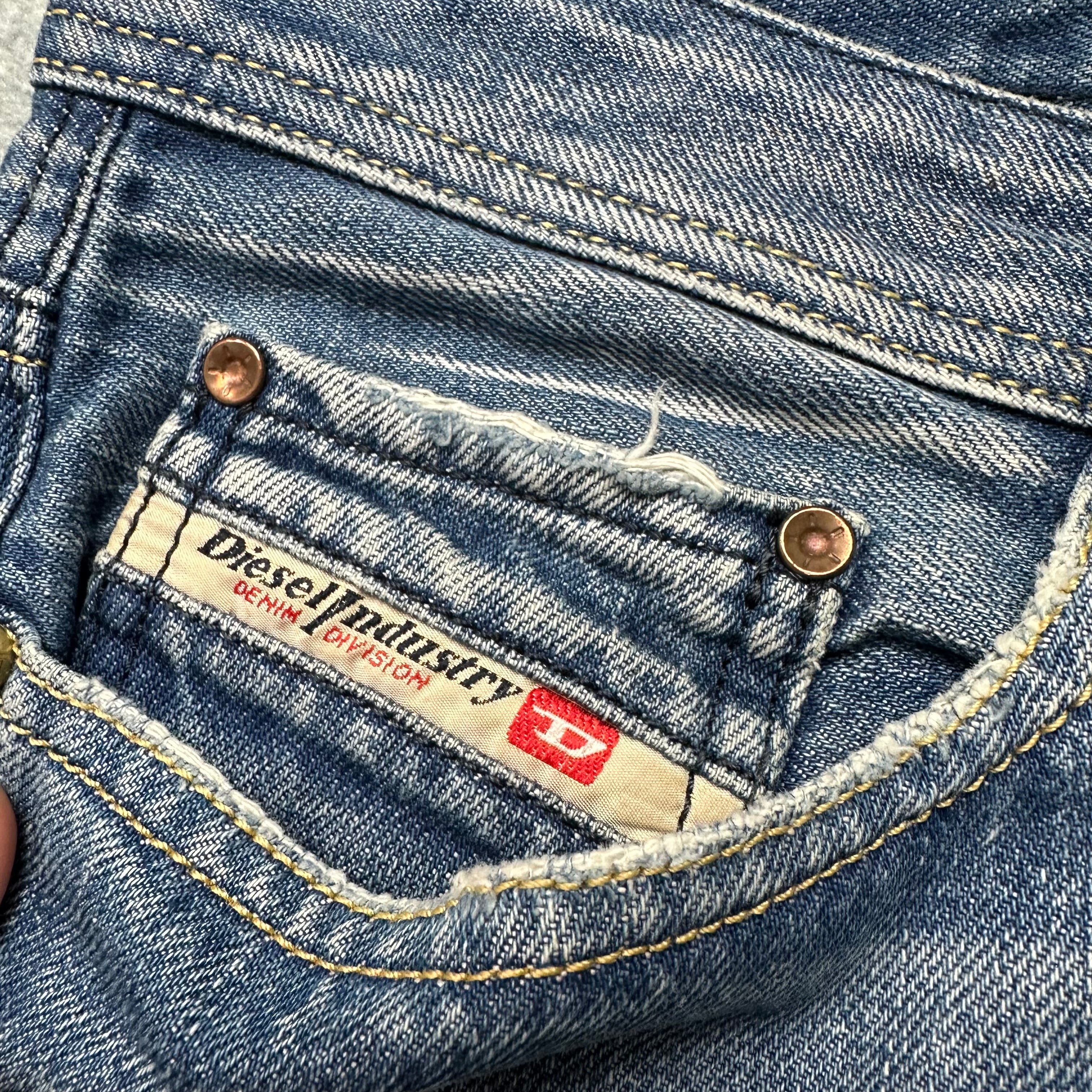 Vintage Diesel Jeans (L)