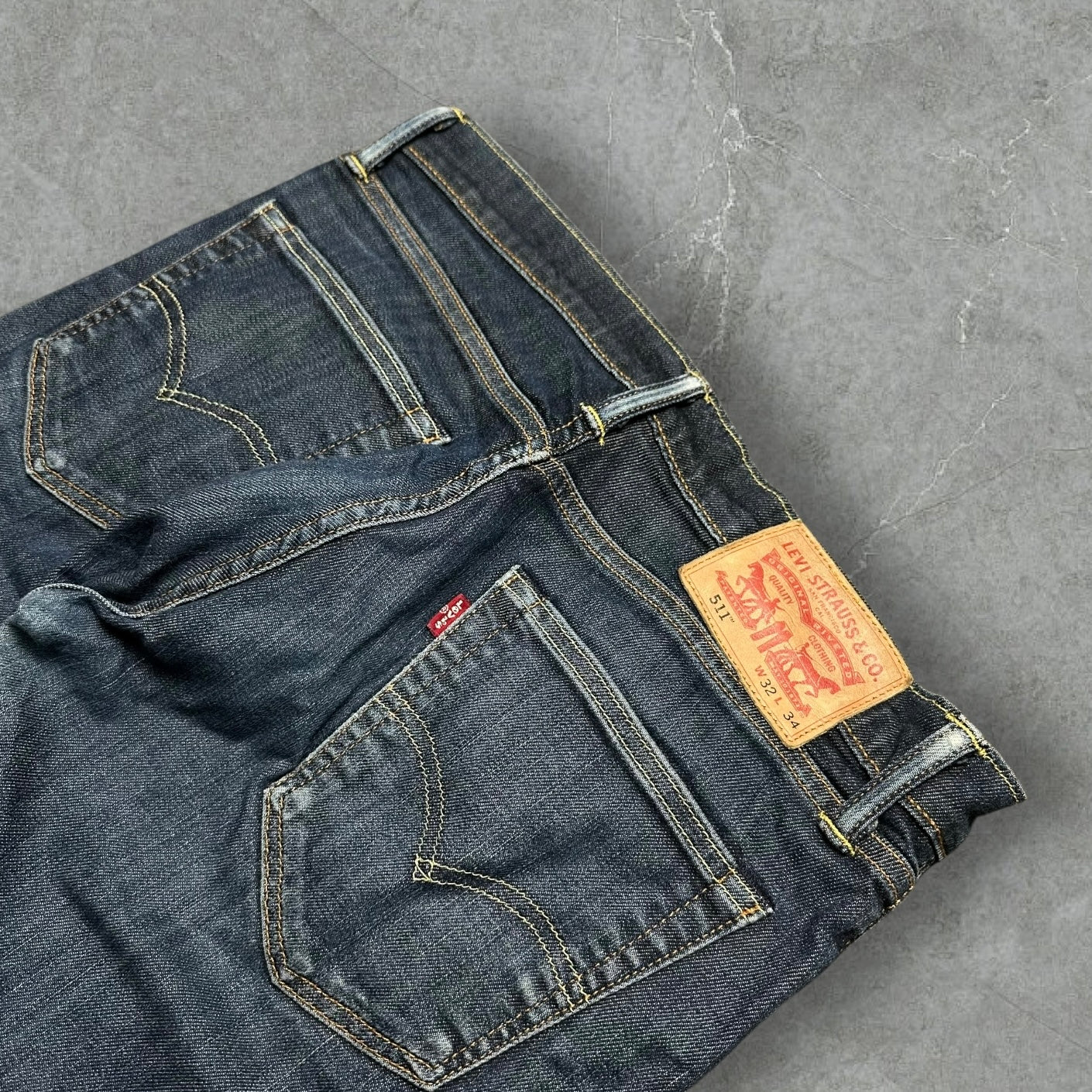 Vintage Levi’s 511 Jeans (S-M)