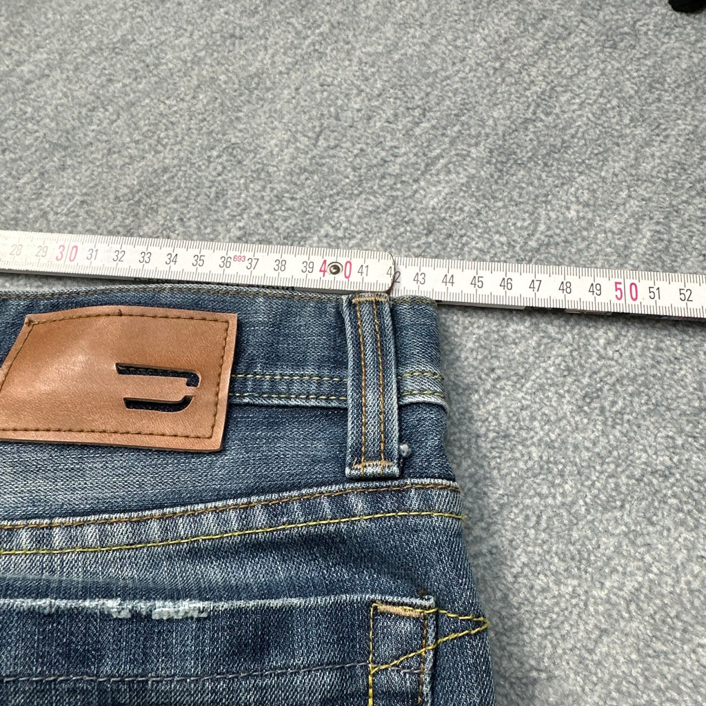 Vintage Diesel Jeans (L-XL)