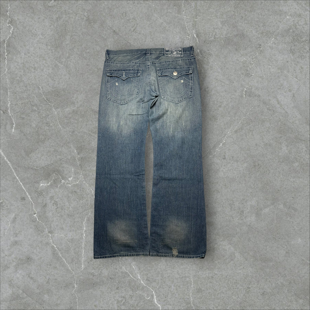 Vintage True Religion Jeans (XL)