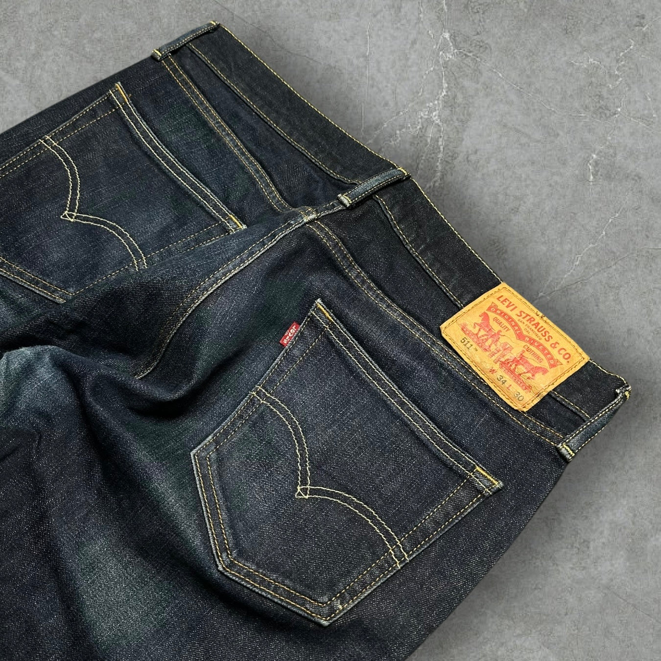 Vintage Levi’s 511 Jeans (M-L)