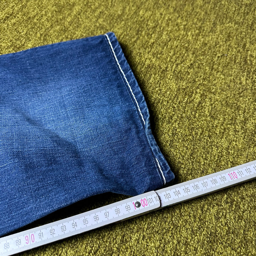 Vintage True Religion Jeans (XL)