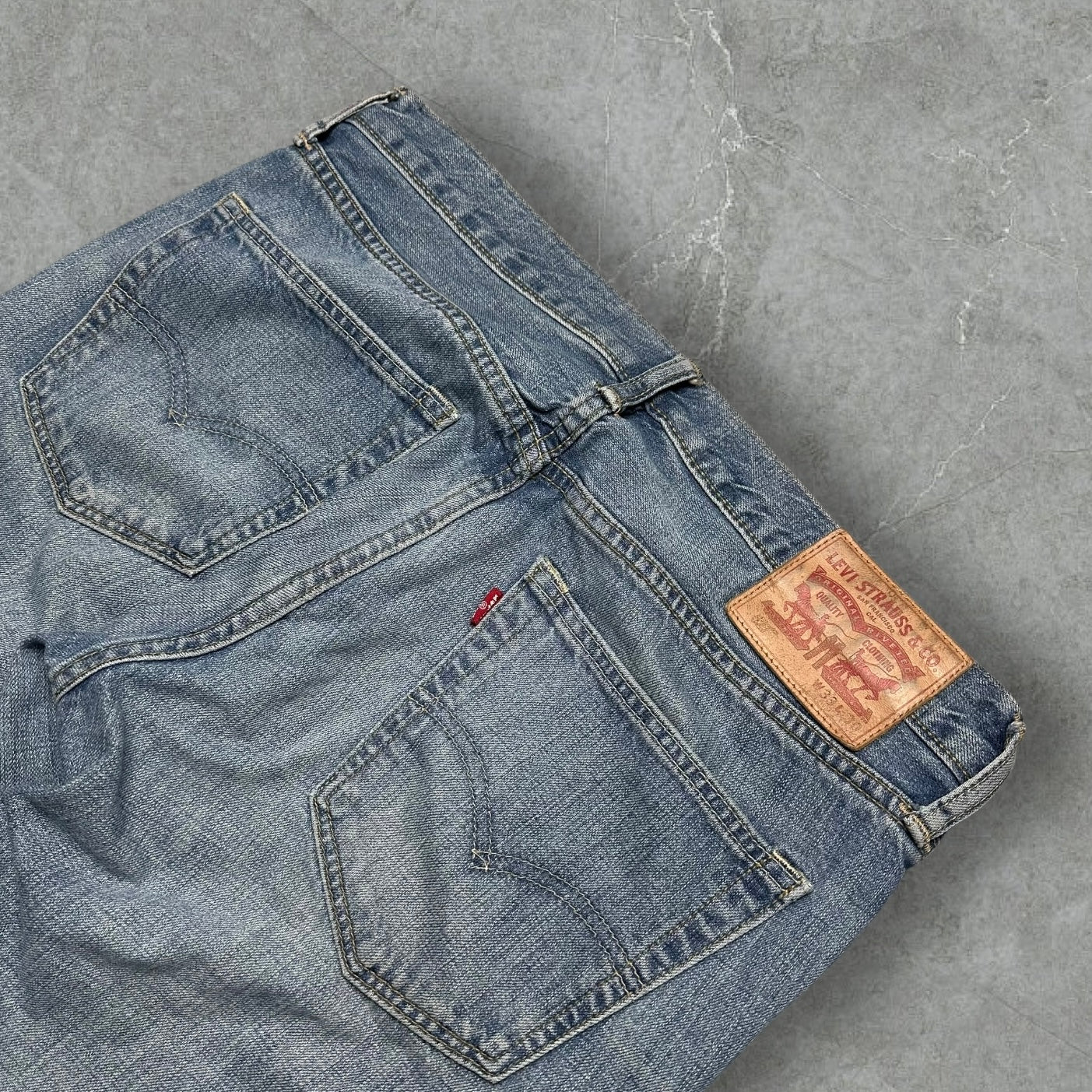 Vintage Levi’s Jeans (S-M)