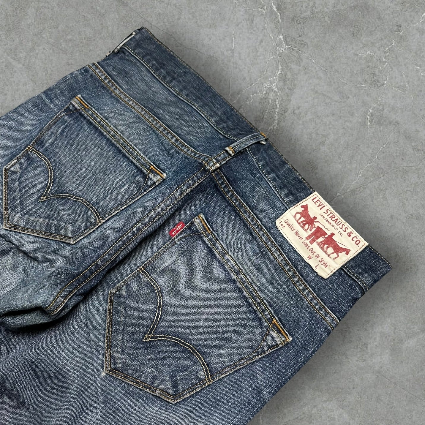 Vintage Levi’s Jeans (XS-S)
