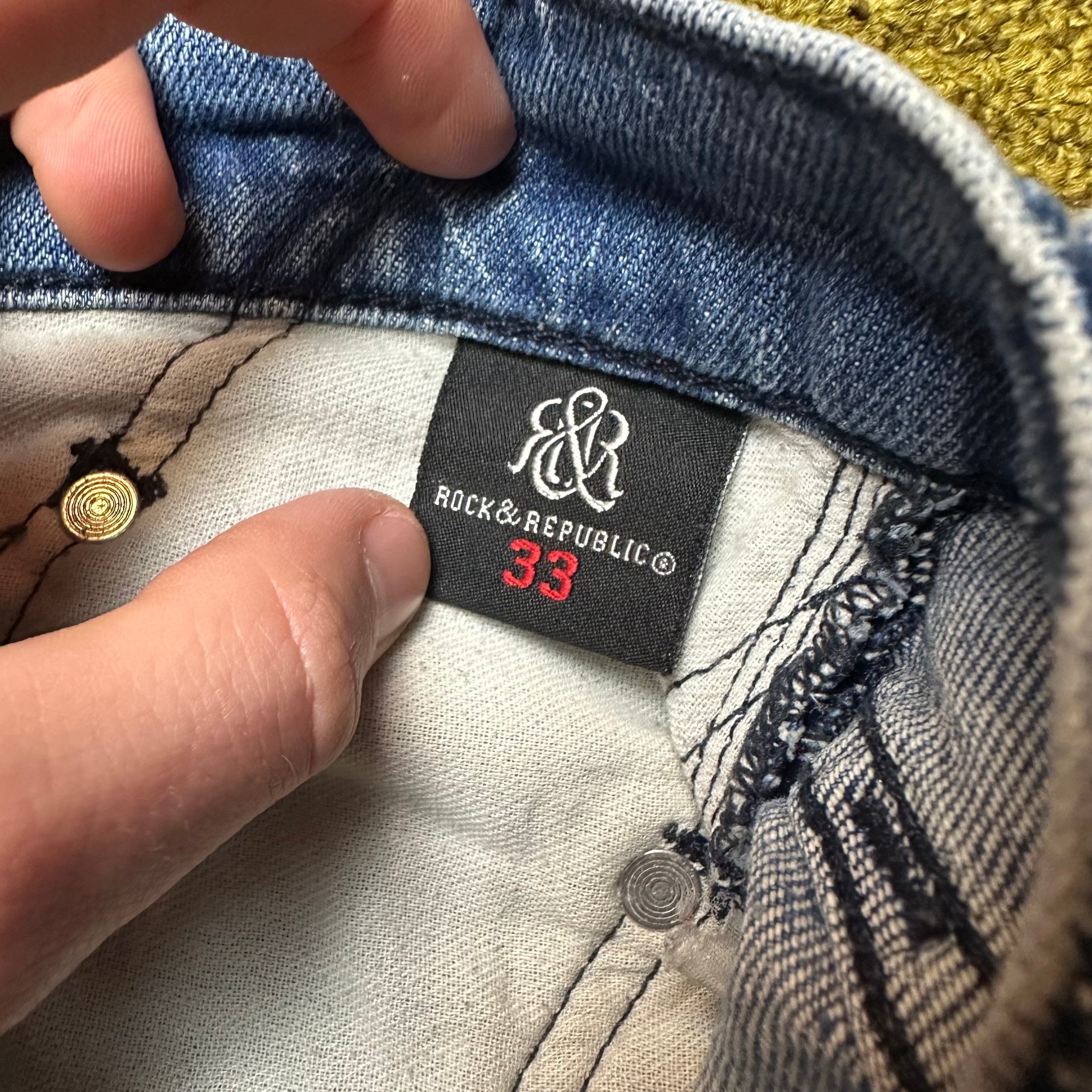 Vintage Rock & Revival Jeans (M-L)