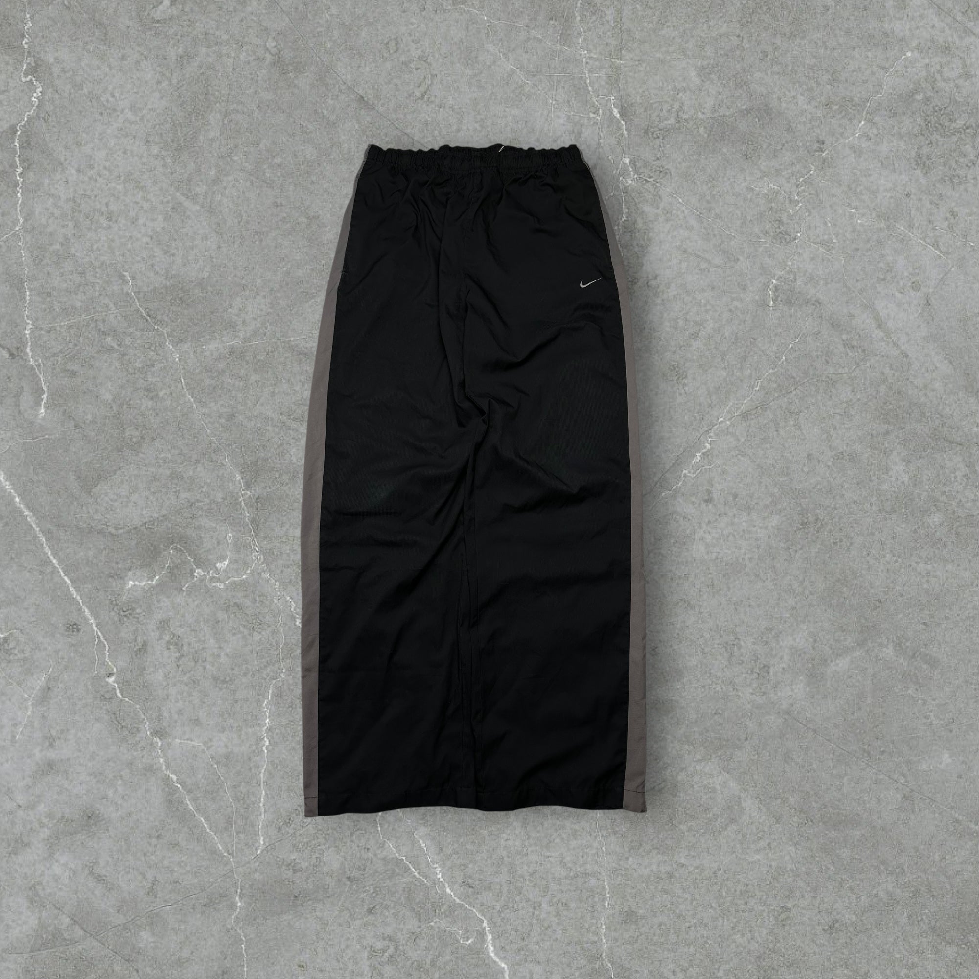 Vintage Nike Trackpants (M-L)