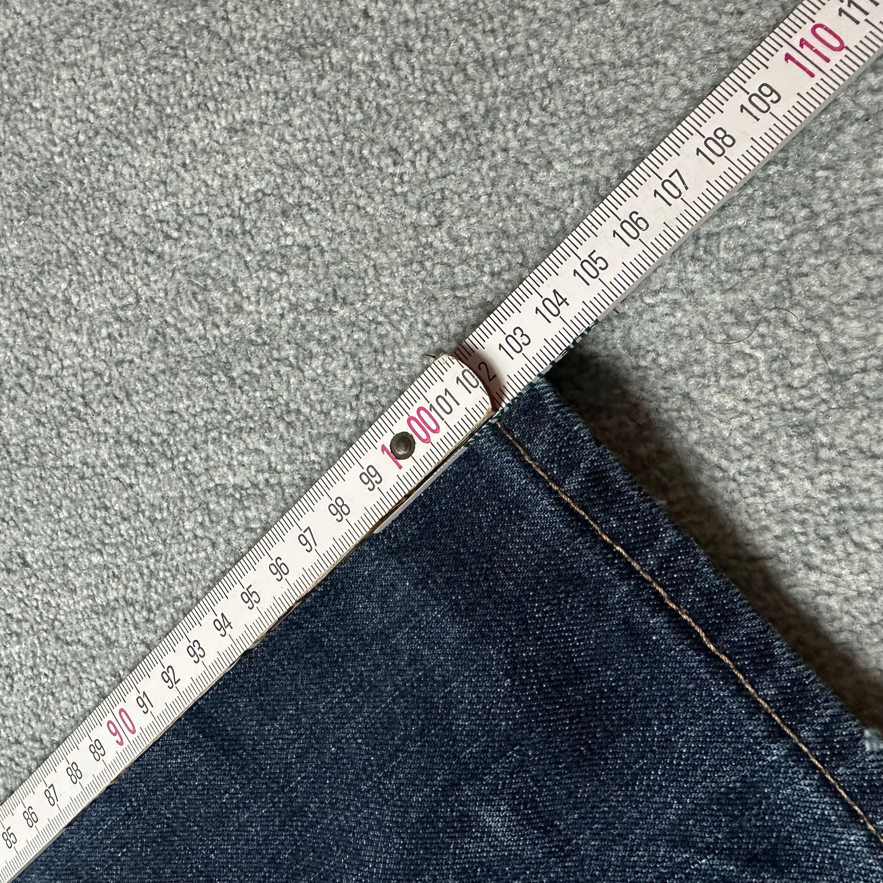 Vintage Levi’s 501 Jeans (S-M)