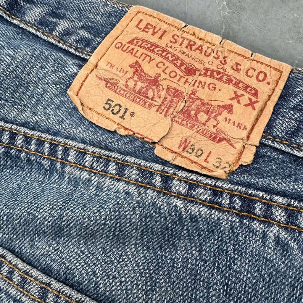Vintage Levi’s 501 Jeans (S-M)