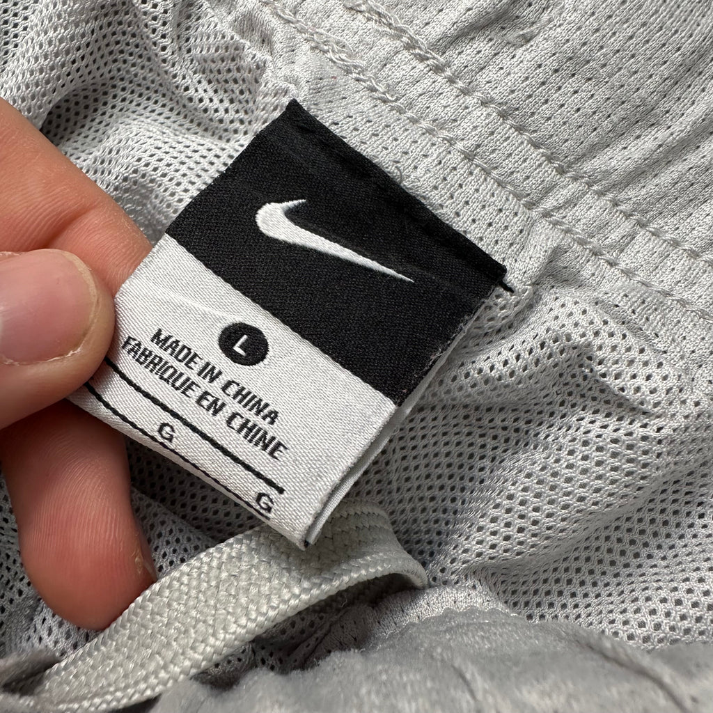 Vintage Nike Trackpants (M-L)