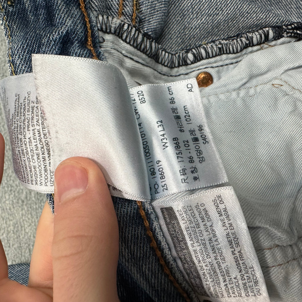 Vintage Levi’s 501 Jeans (L)