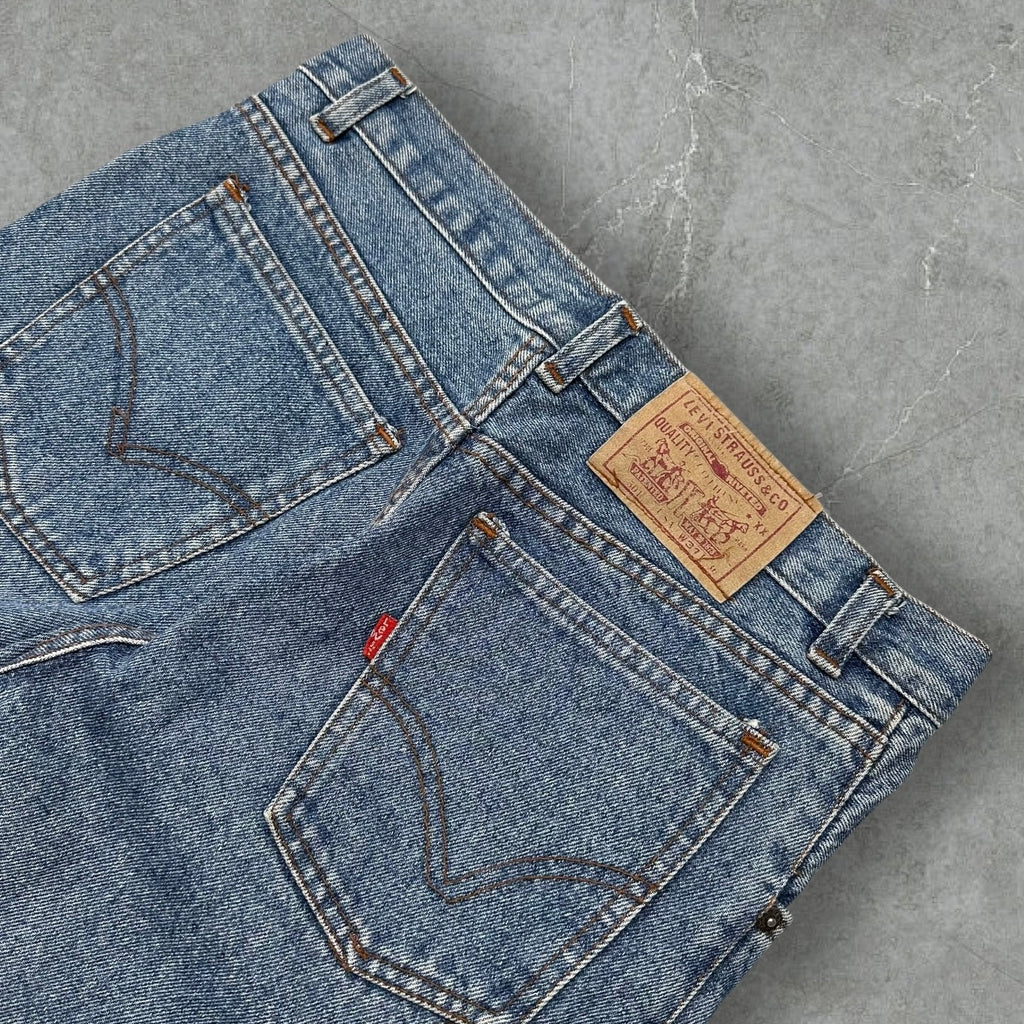 Vintage Levi’s 501 Jeans (S)