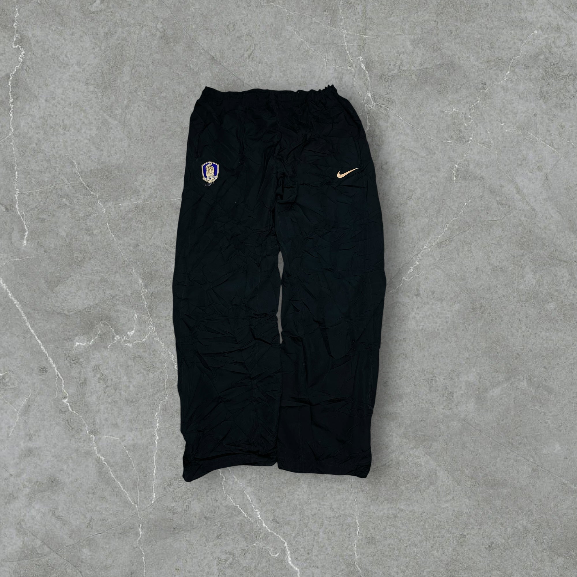 Vintage Nike Korea Trackpants (M-L)