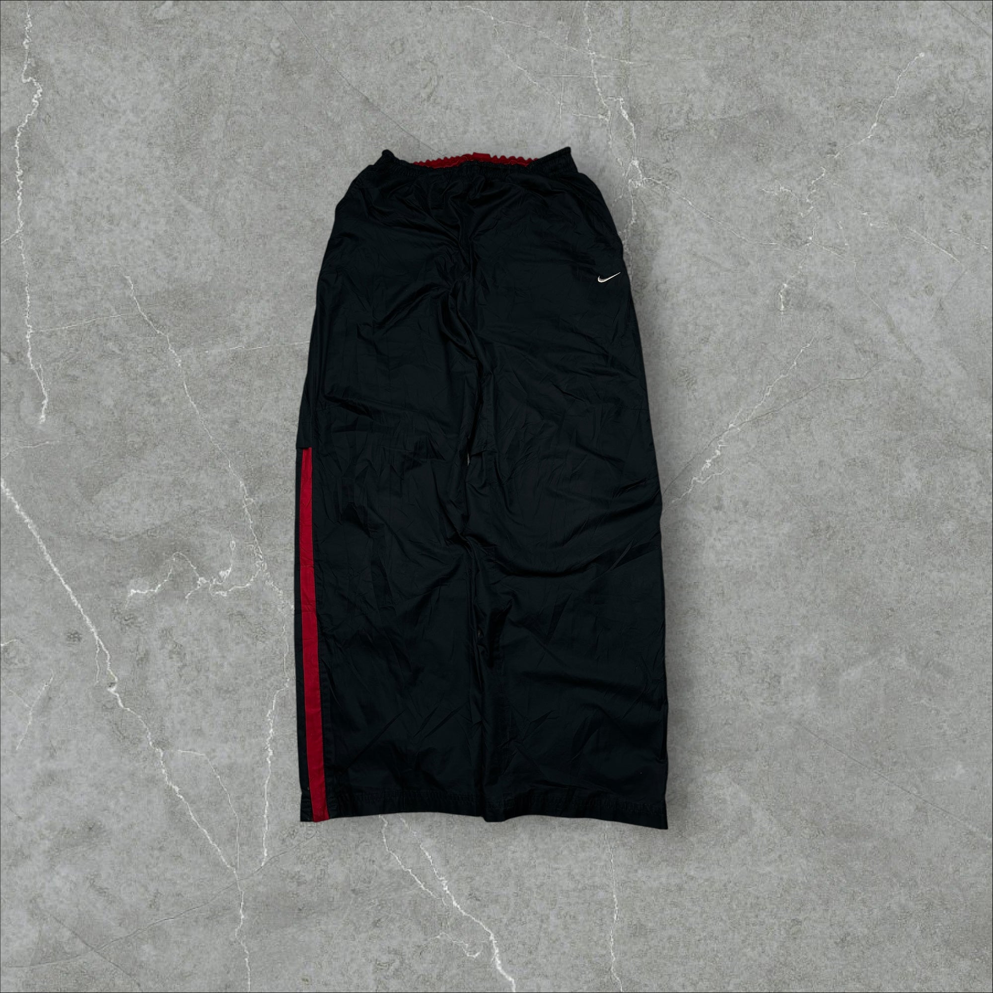 Vintage Nike Trackpants (M-L)
