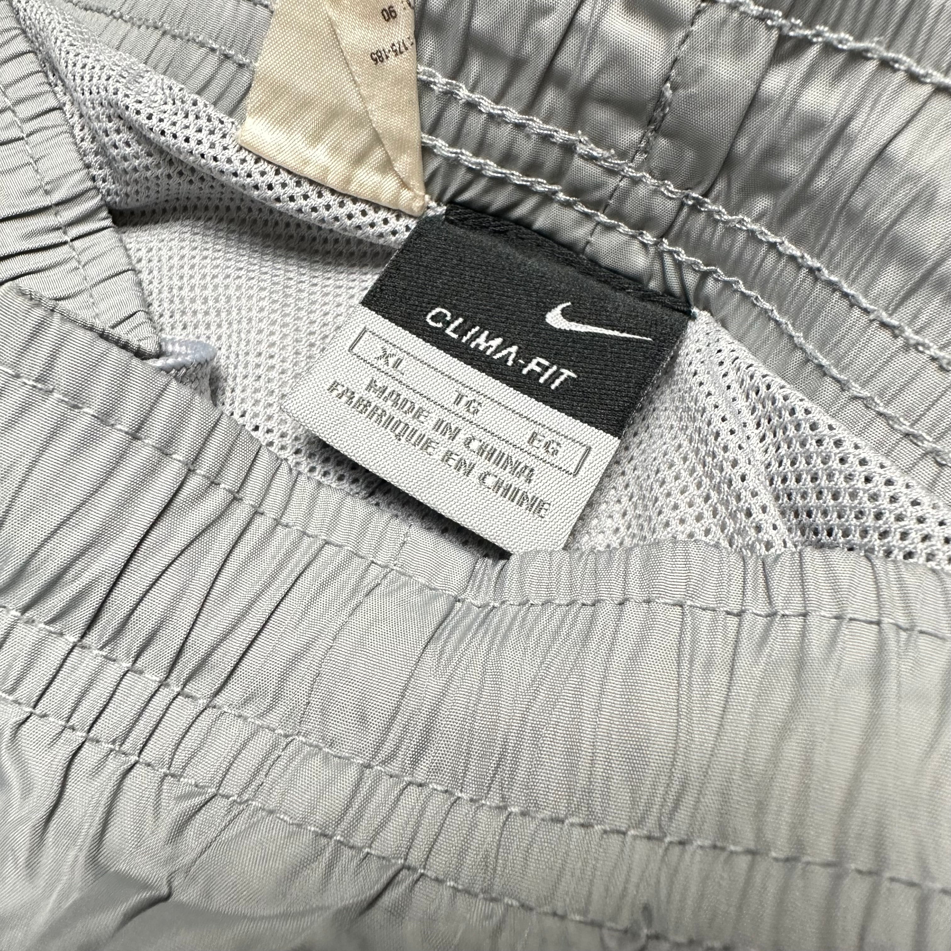 Vintage Nike Trackpants (M)