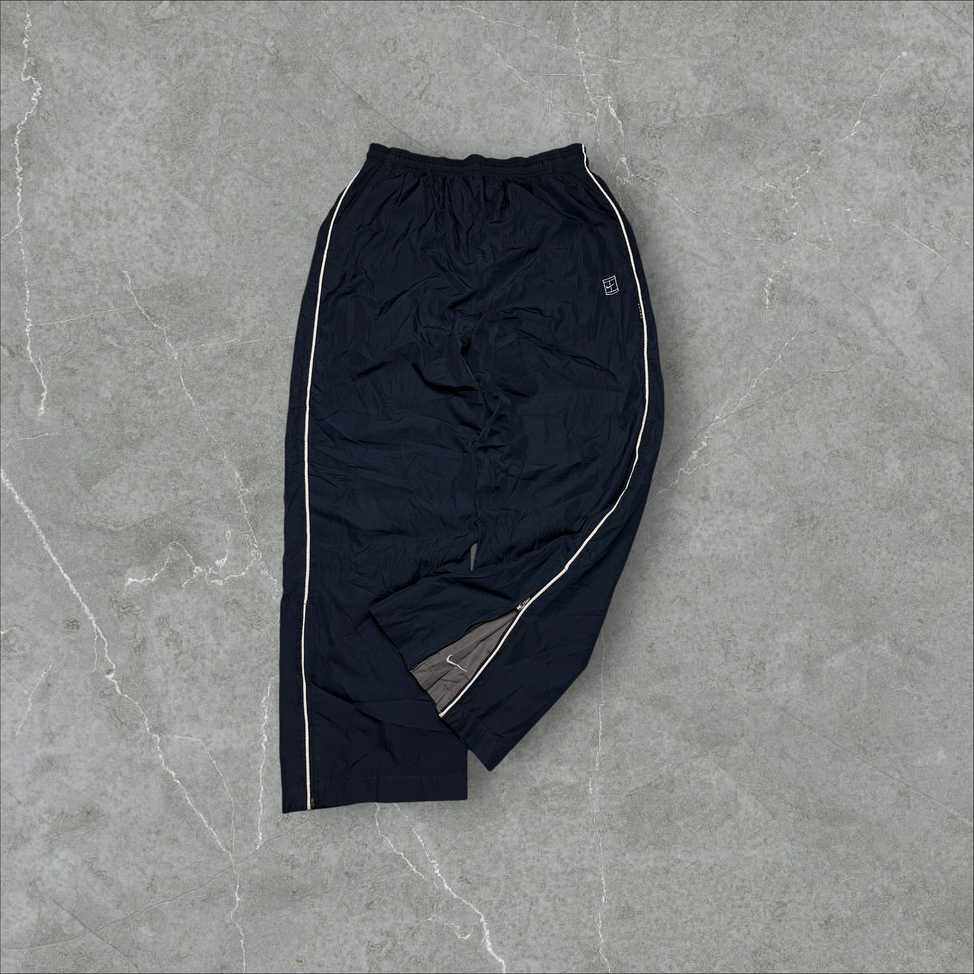 Vintage Nike Court Trackpants (XS-S)