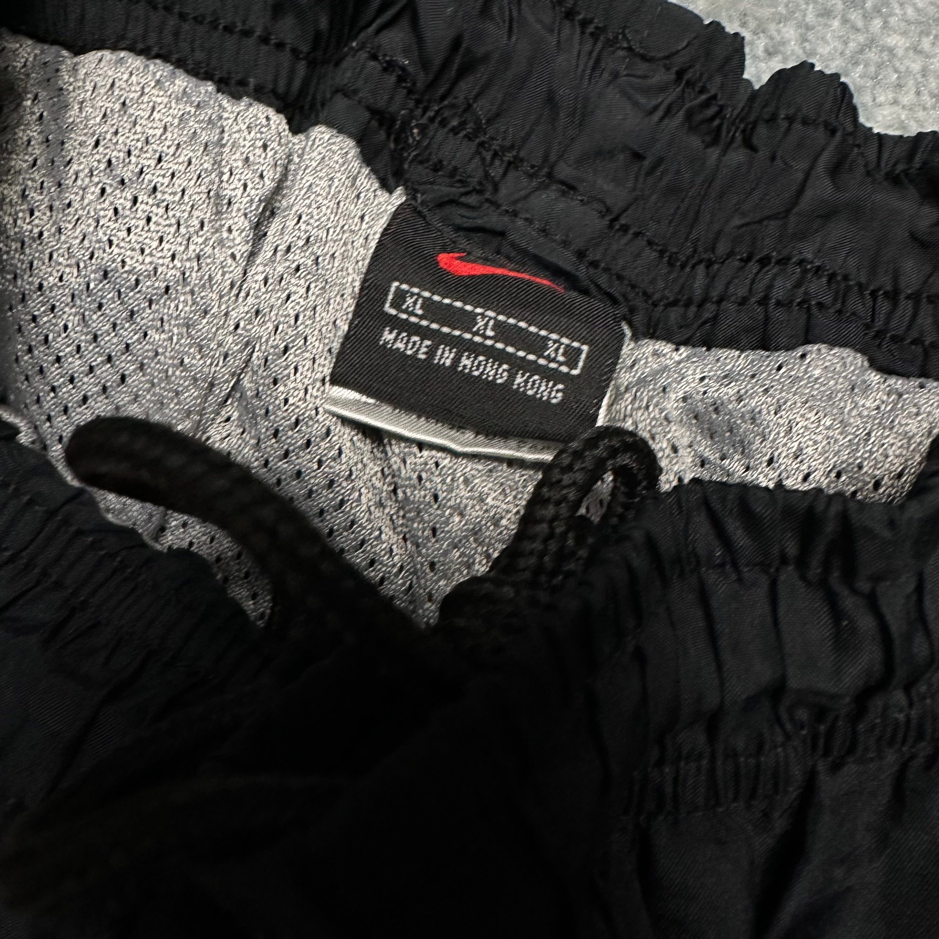 Vintage Nike Trackpants (L-XL)