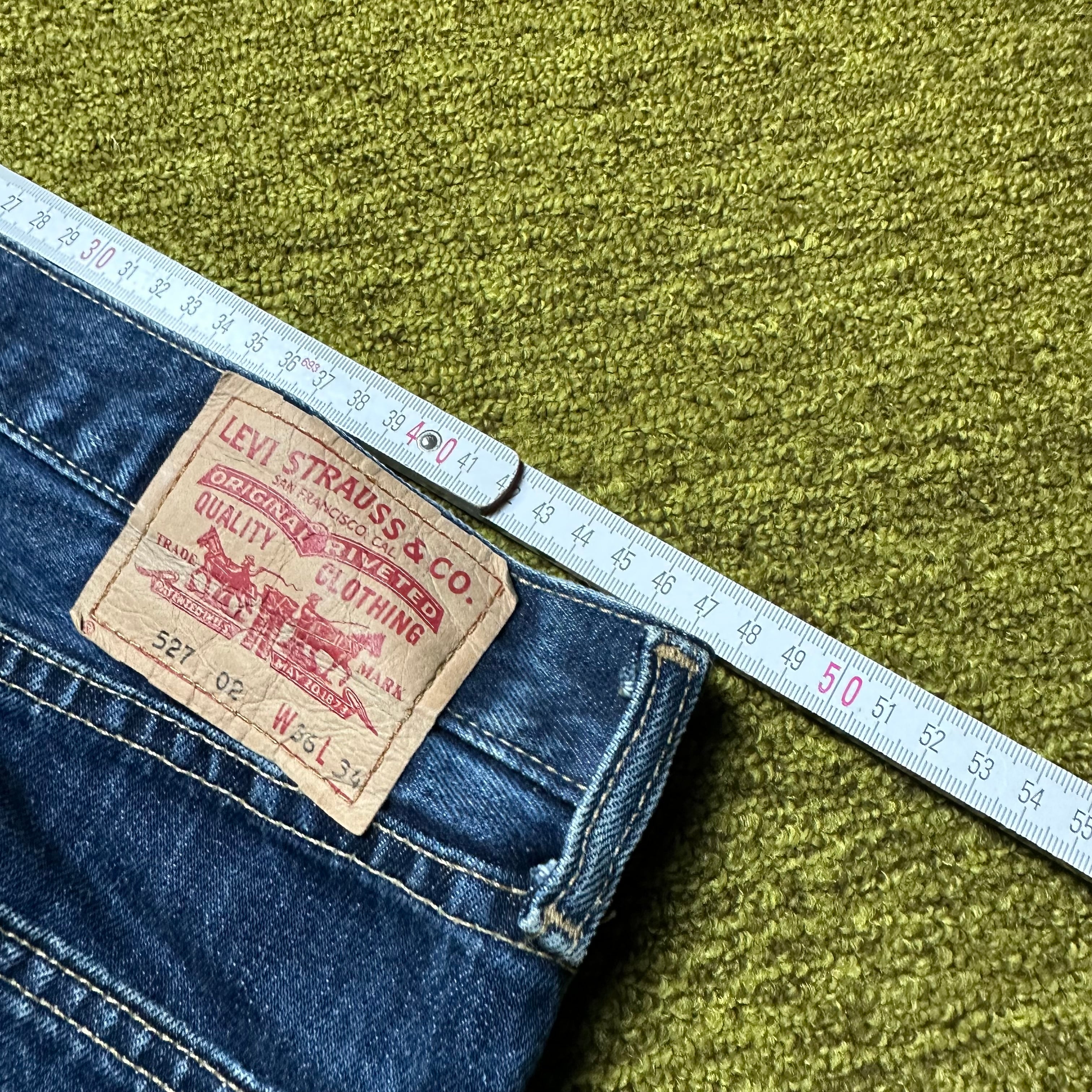 Vintage Levi’s 527 Jeans (L-XL)