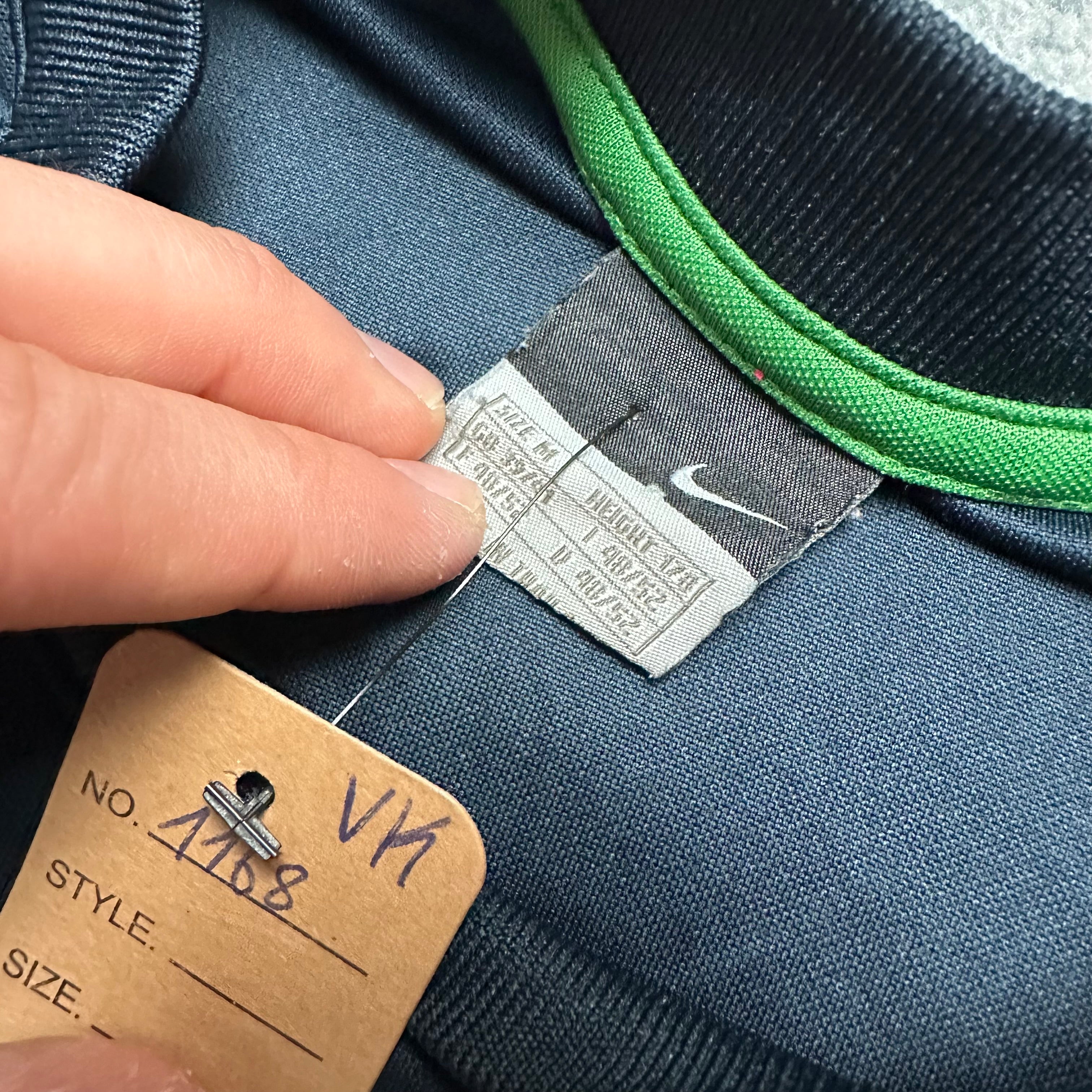 Vintage Nike Shirt (M)