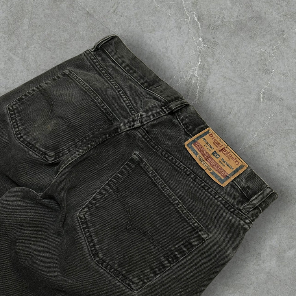 Vintage Diesel Jeans (M)