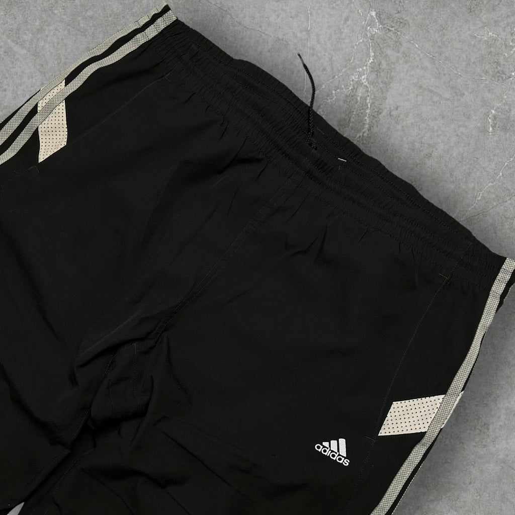 Vintage Adidas Trackpants 2006 (M-L)