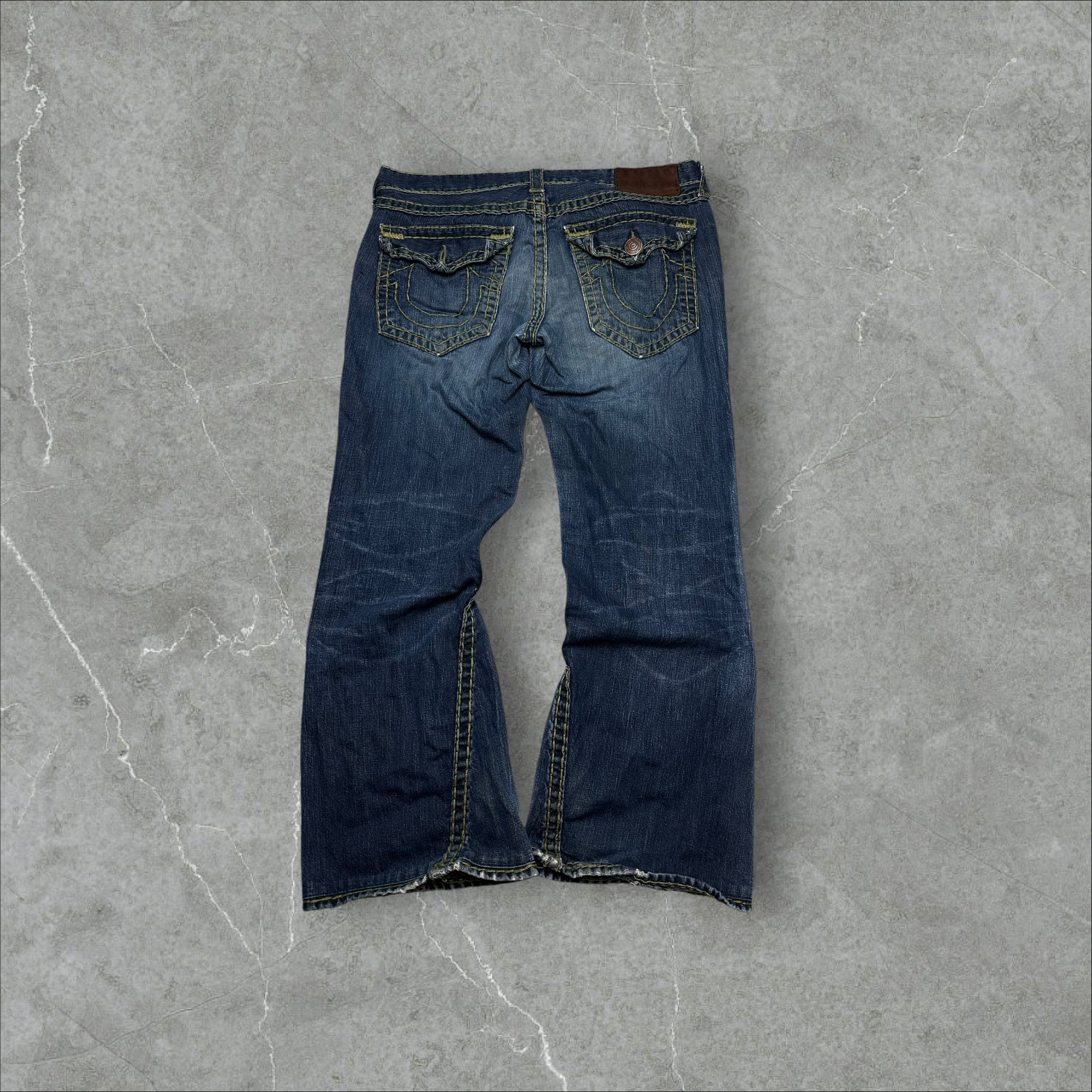 Vintage True Religion Jeans (XL)