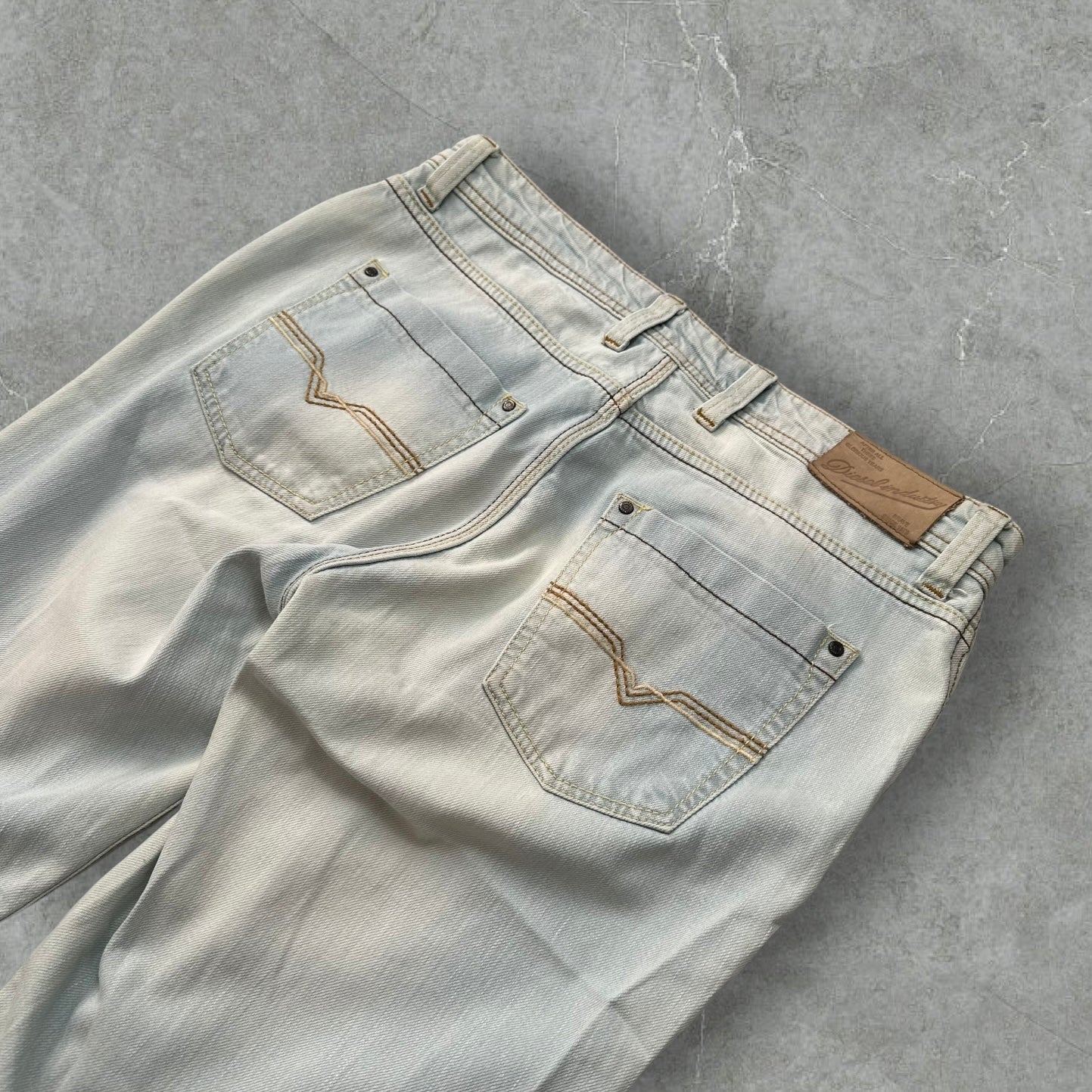 Vintage Diesel Jeans (S-M)