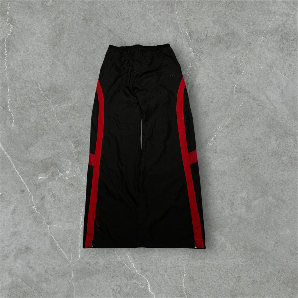 Vintage Nike Trackpants (L-XL)
