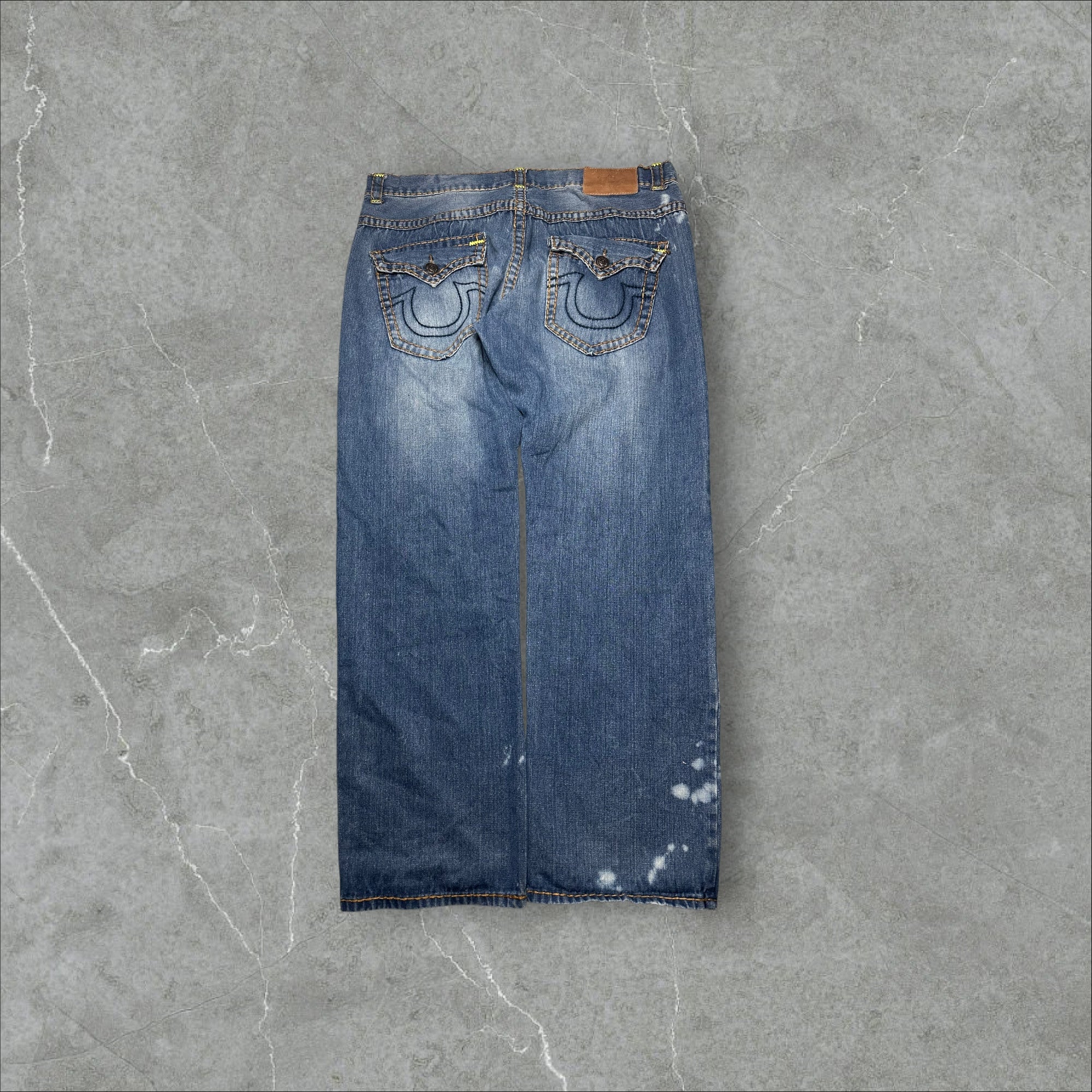 Vintage True Religion Jeans (XL)