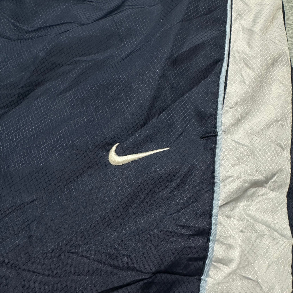 Vintage Nike Trackpants (M-L)