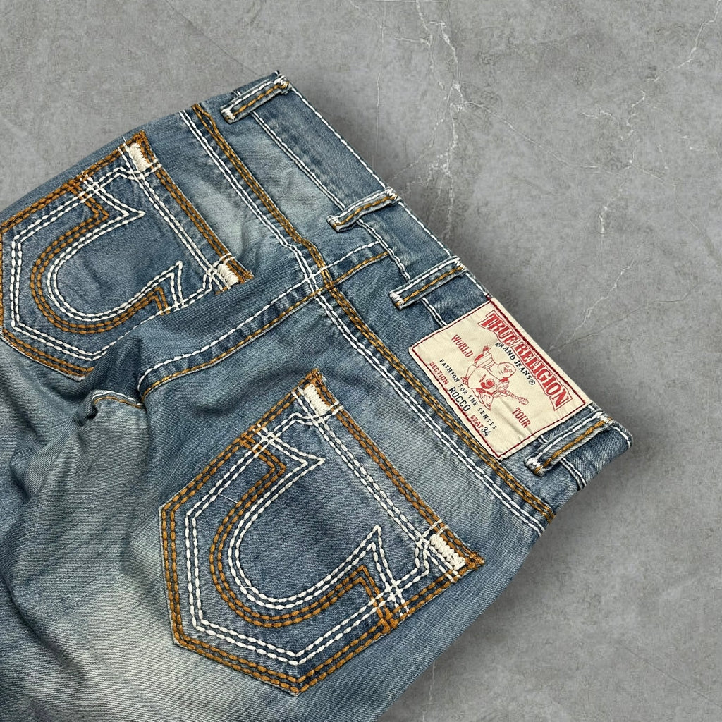 Vintage True Religion Jeans (M-L)